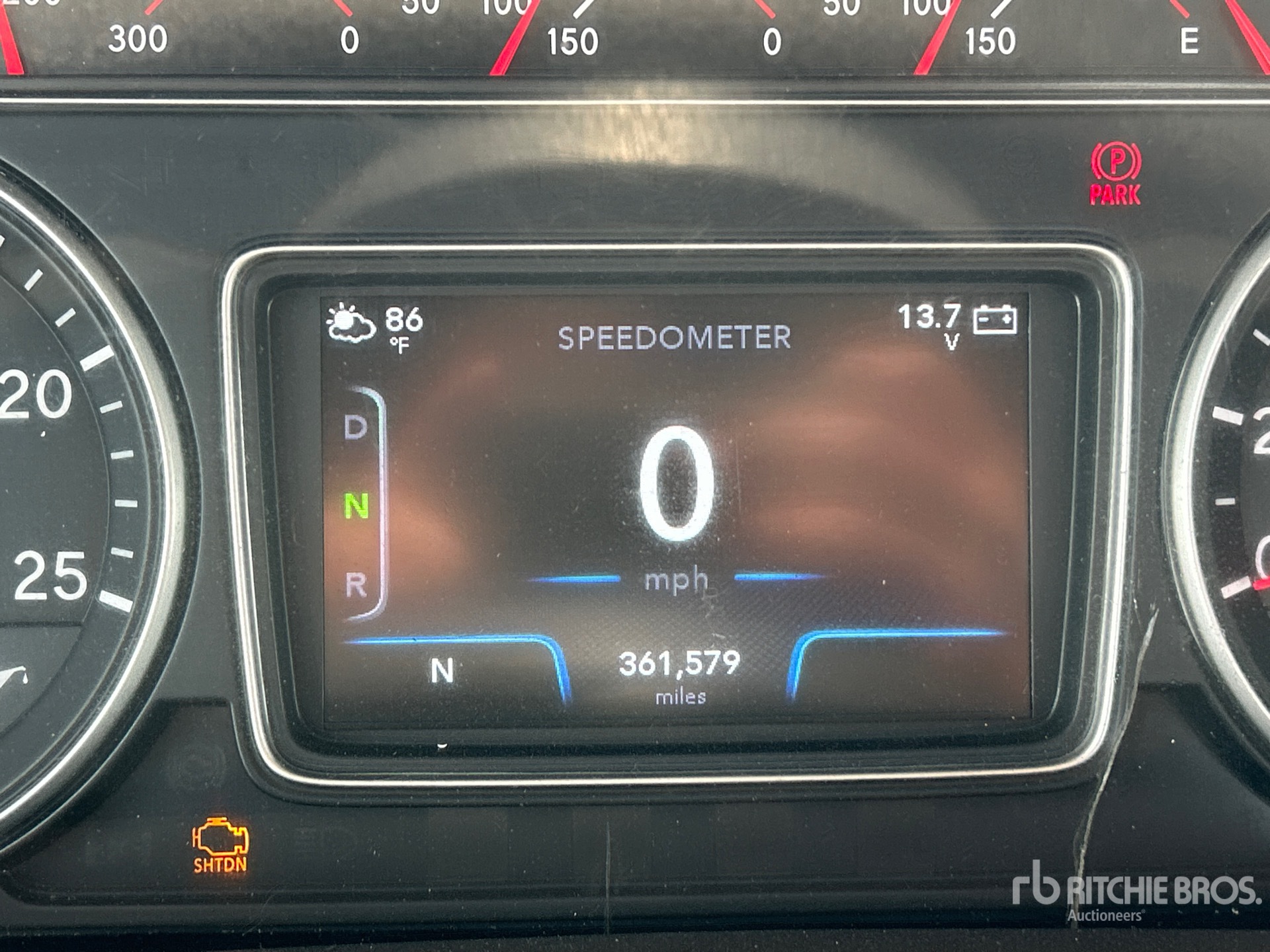 2020 International LT625
