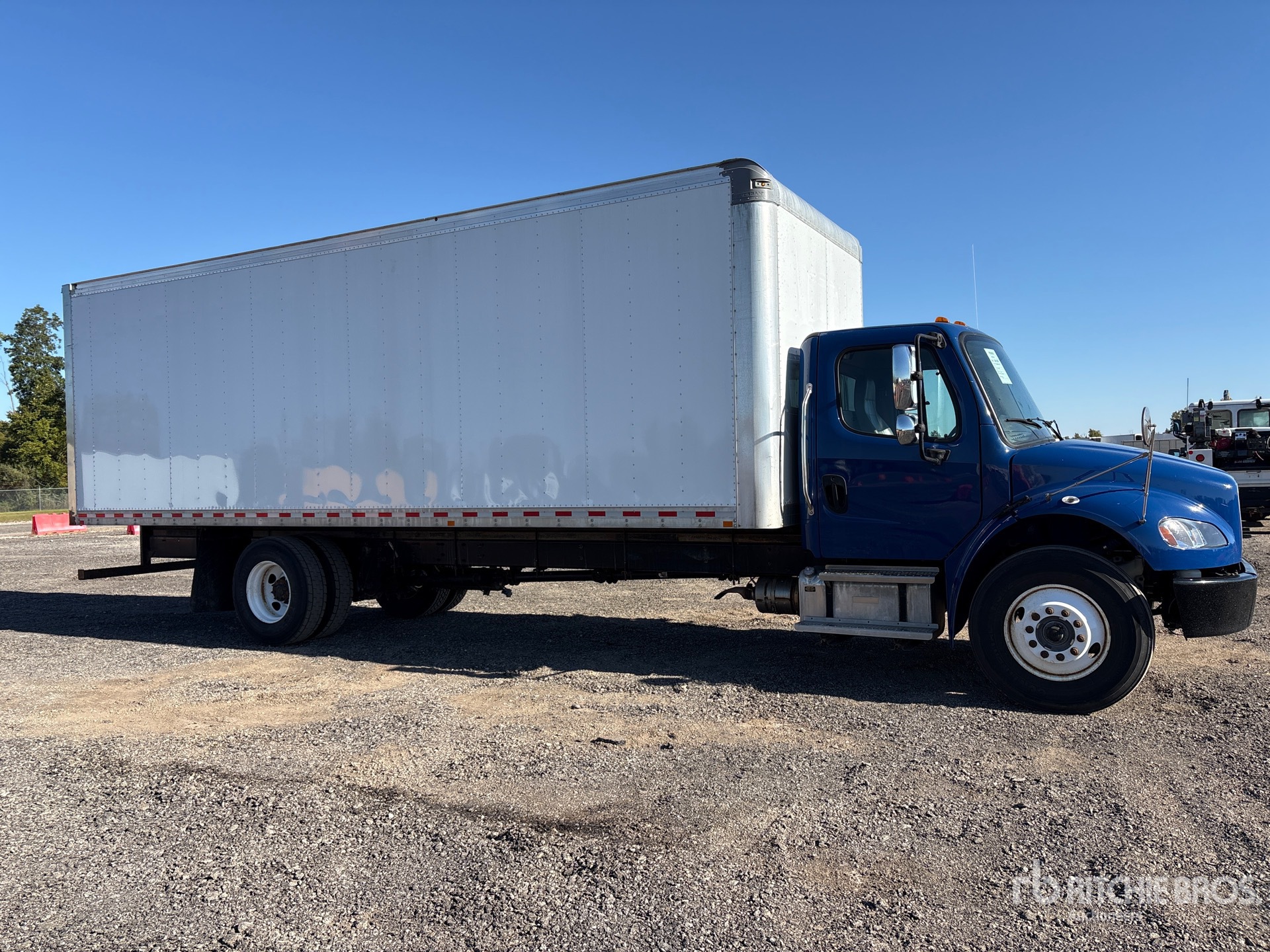 2021 Freightliner M2 106