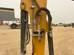 Hydraulics with Auxiliary Hydraulic Plumbing