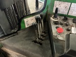 Control Station with Commandes hydrauliques