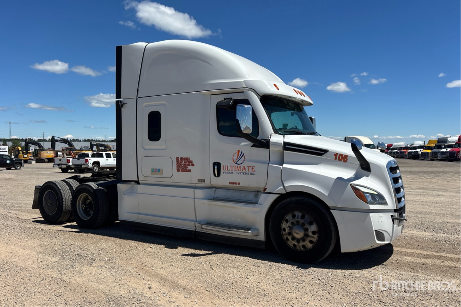 2022 Freightliner CASCADIA 126