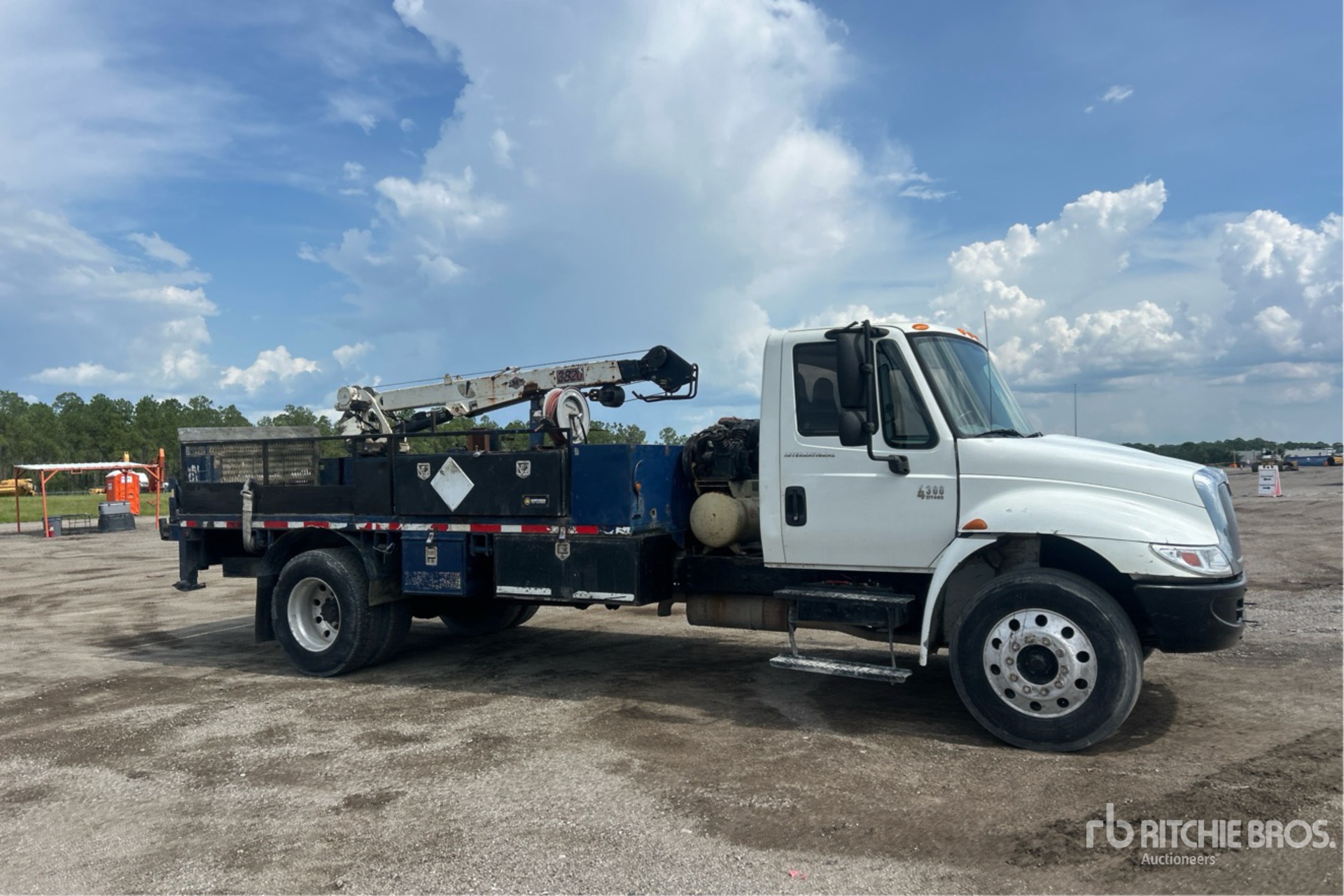 2008 International 4300