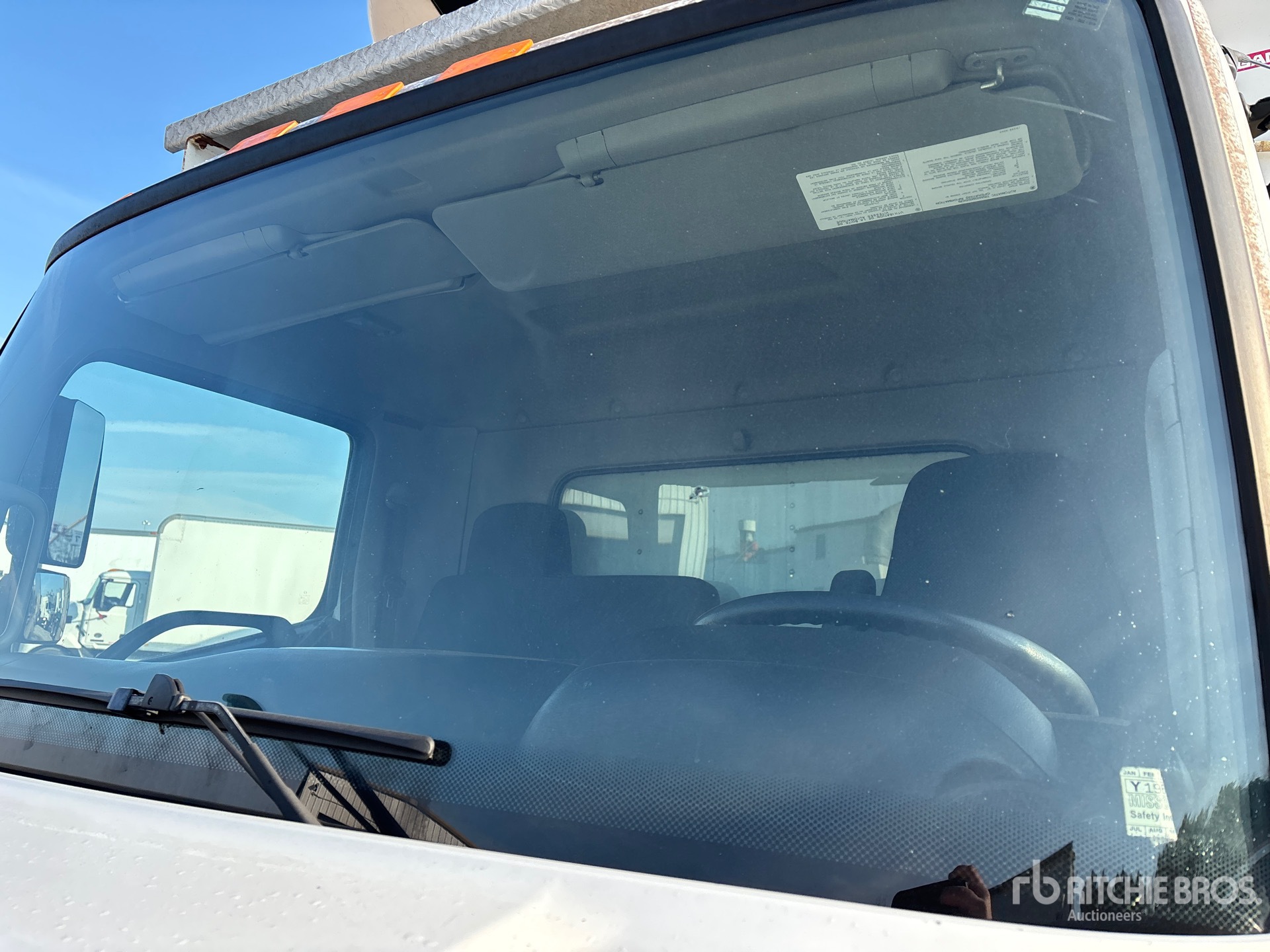 2016 Hino 268