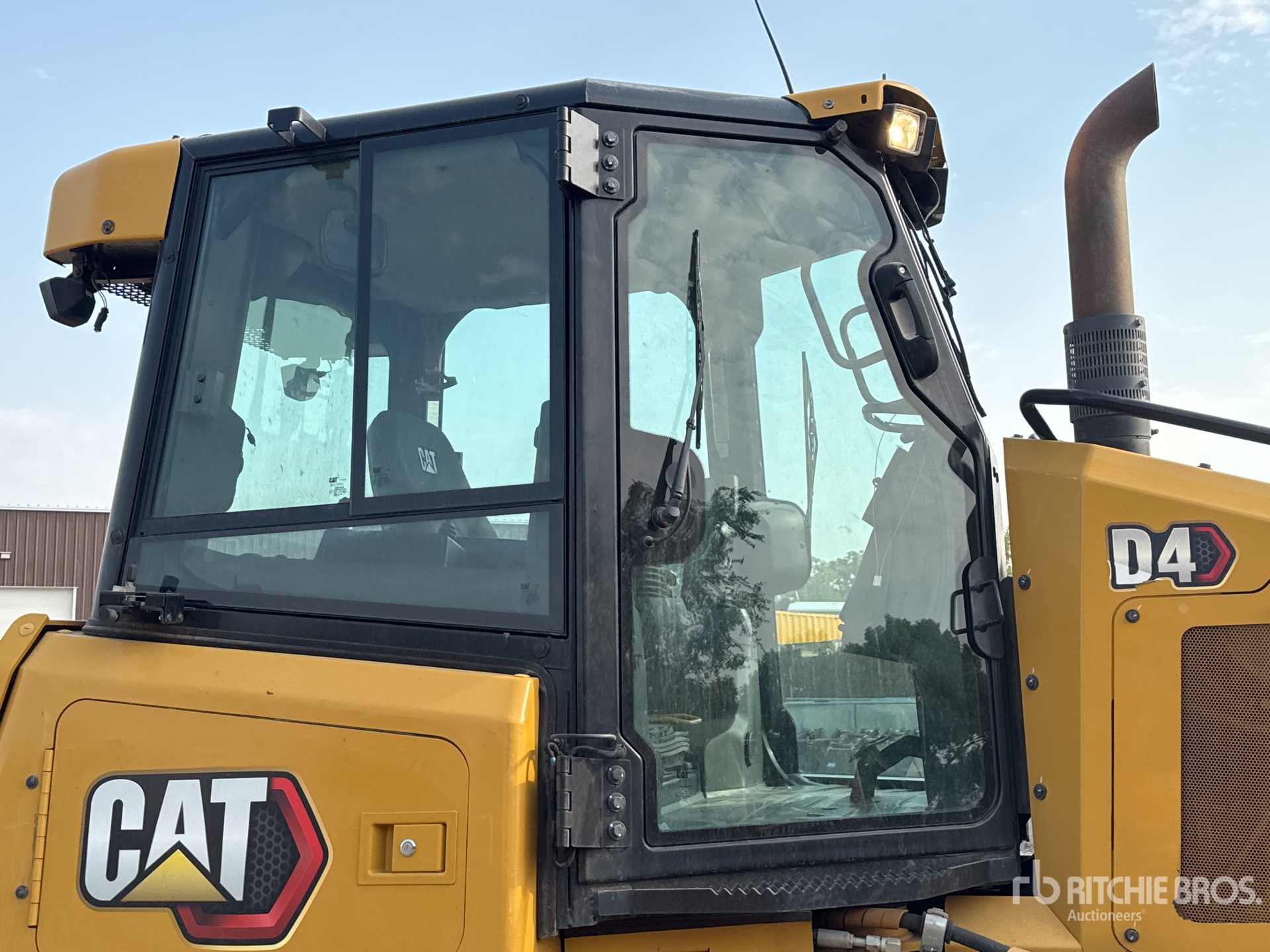 2022 Caterpillar D4