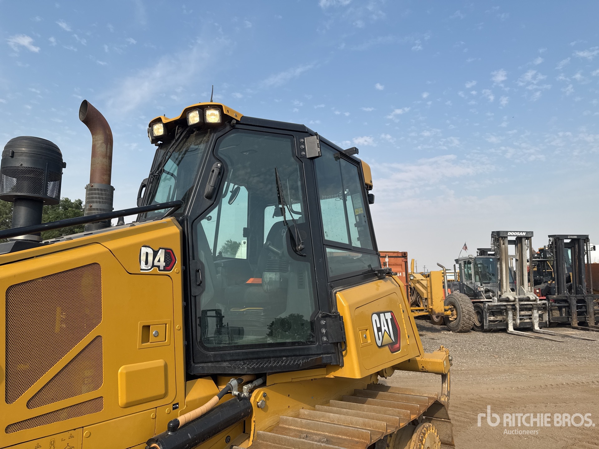 2022 Caterpillar D4