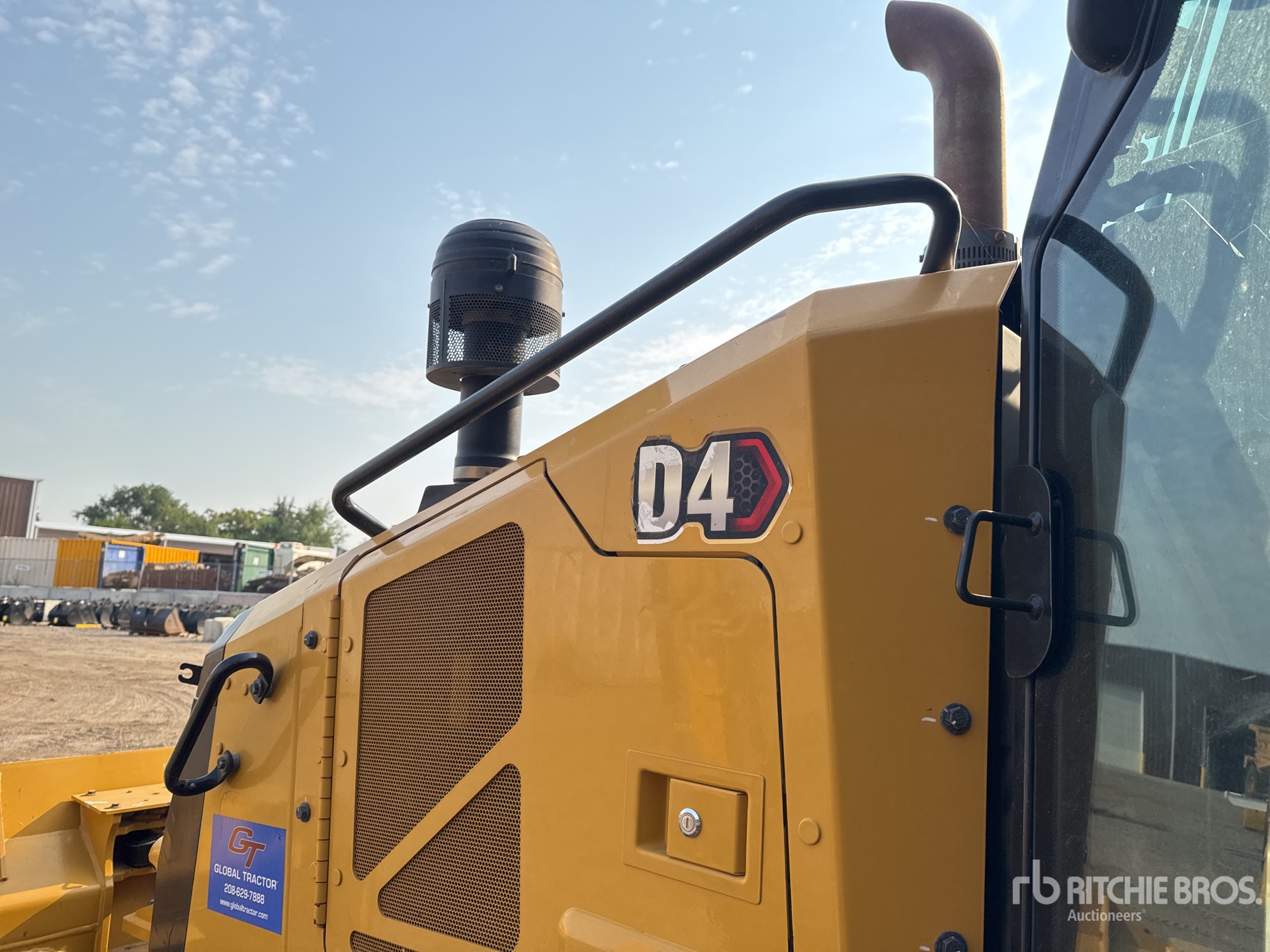 2022 Caterpillar D4