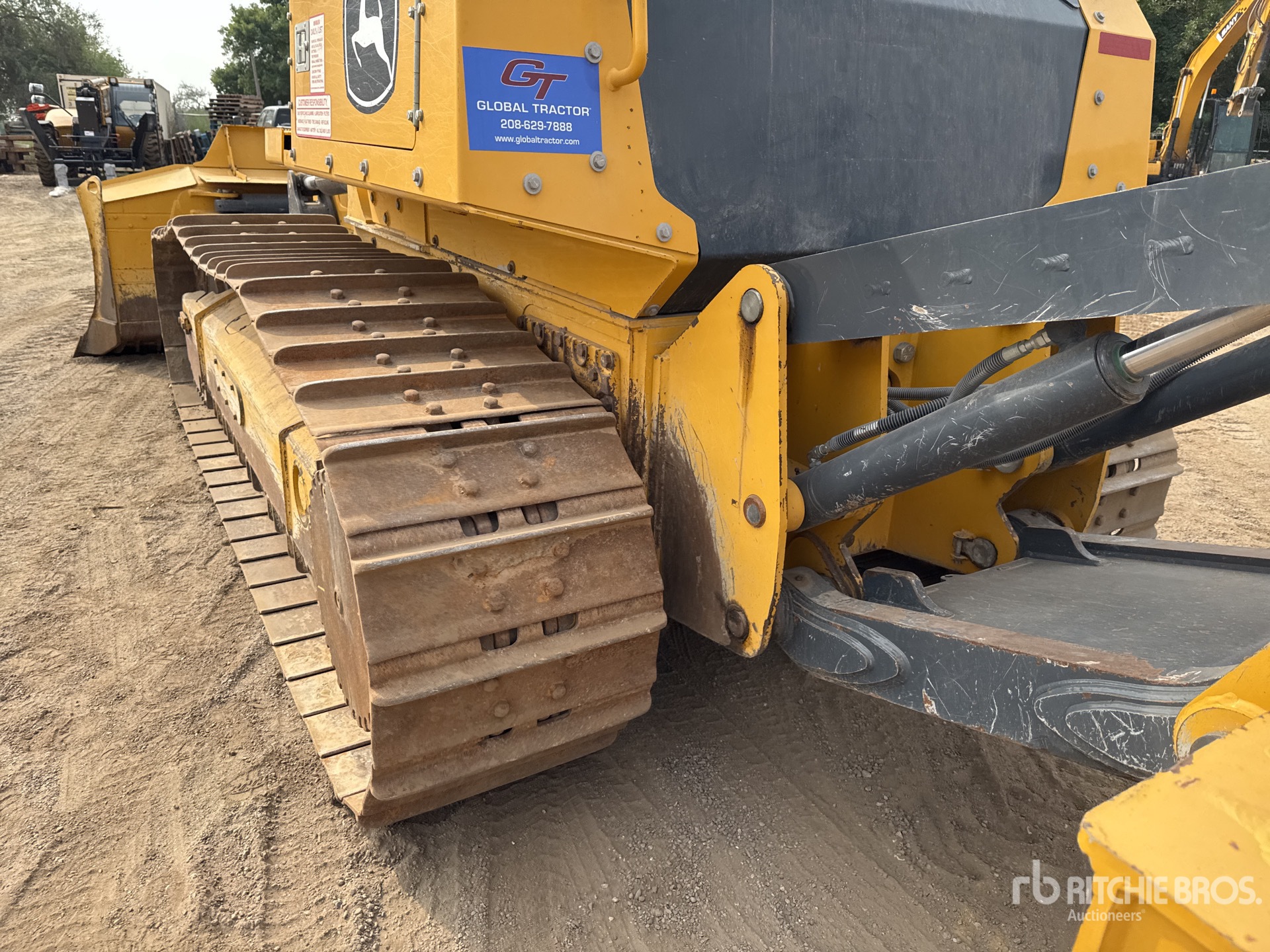 2021 John Deere 750L