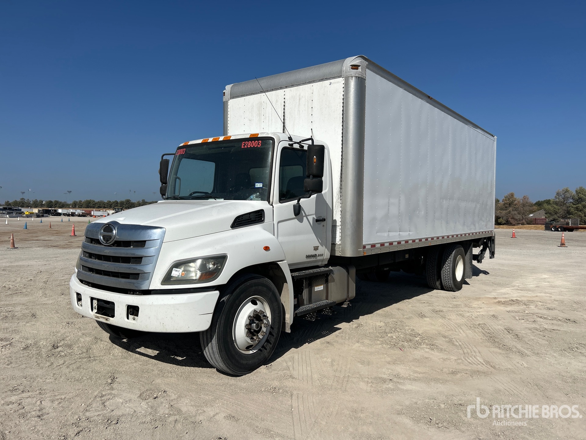 Photo of 2017 Hino 268