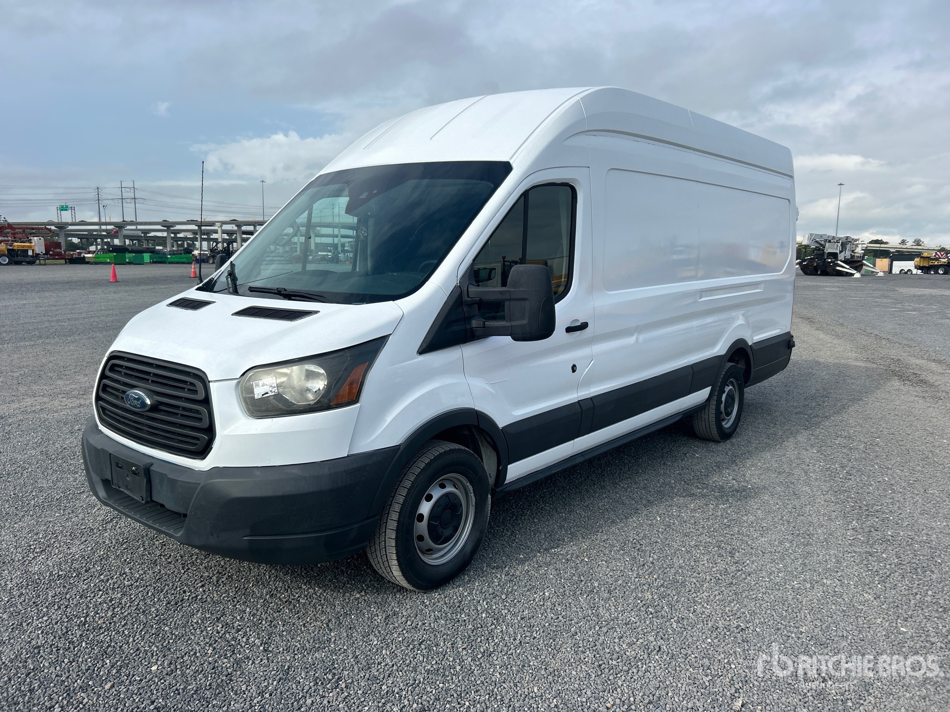 2017 Ford TRANSIT 250