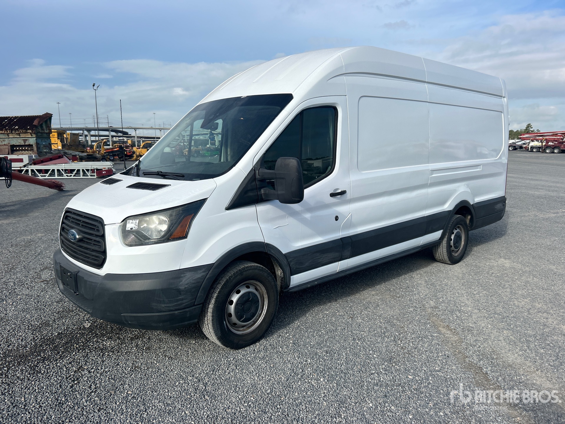 2017 Ford TRANSIT 250