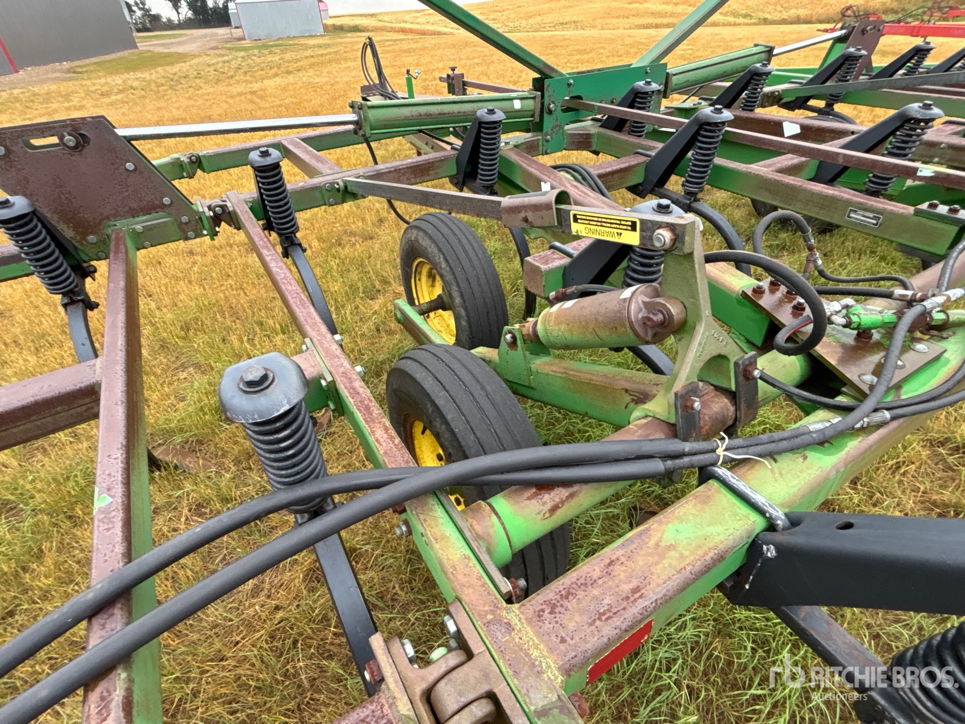 John Deere 1610