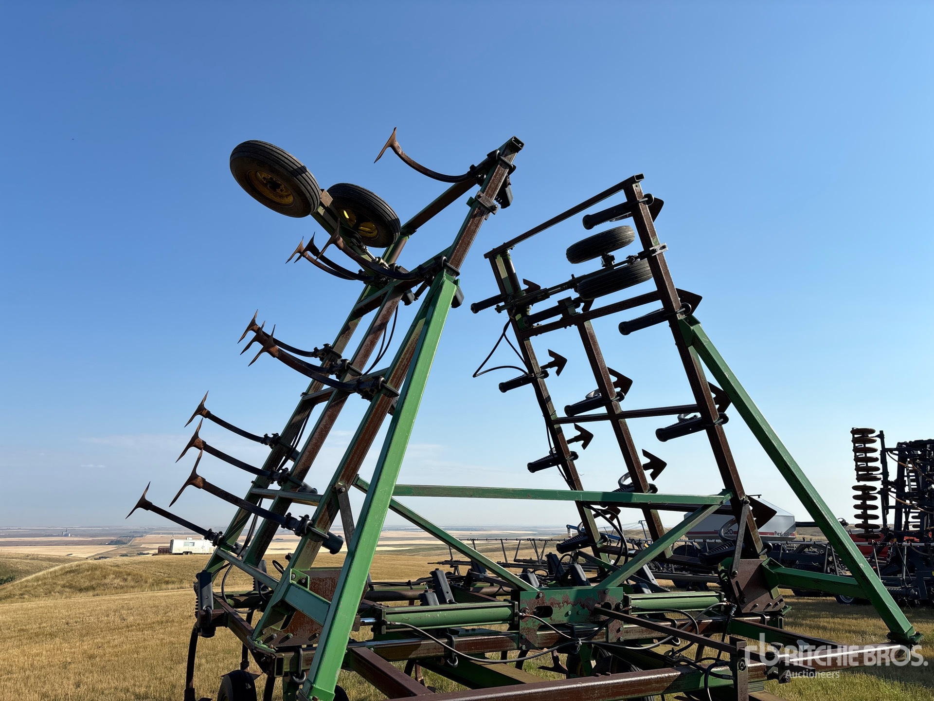 John Deere 1610