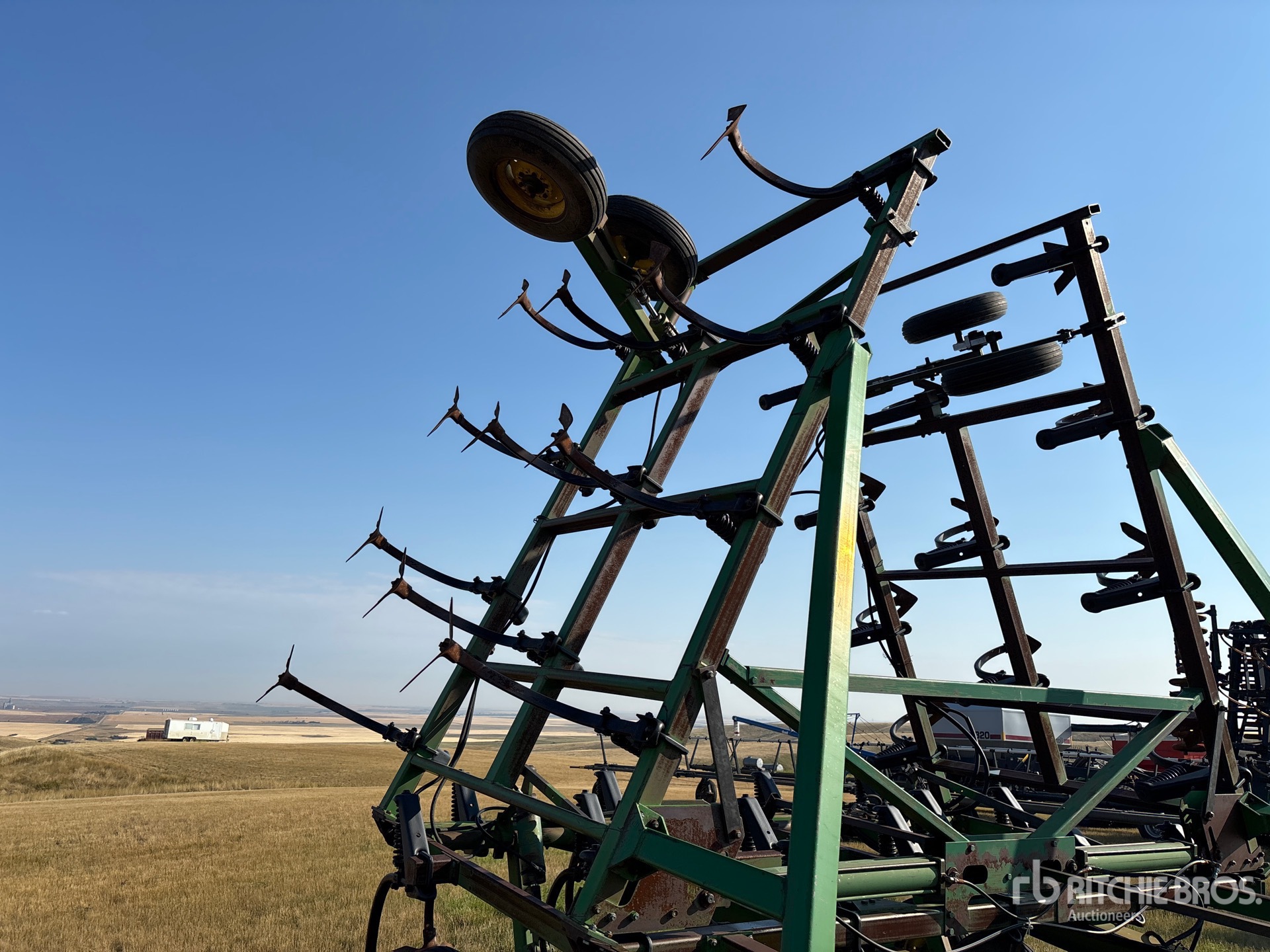 John Deere 1610