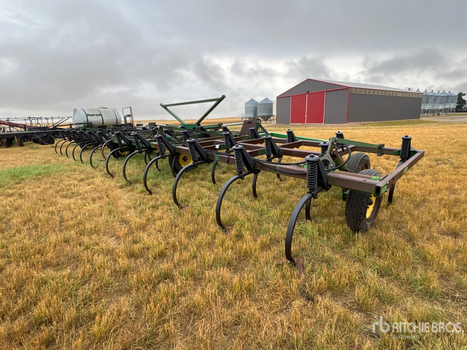 John Deere 1610