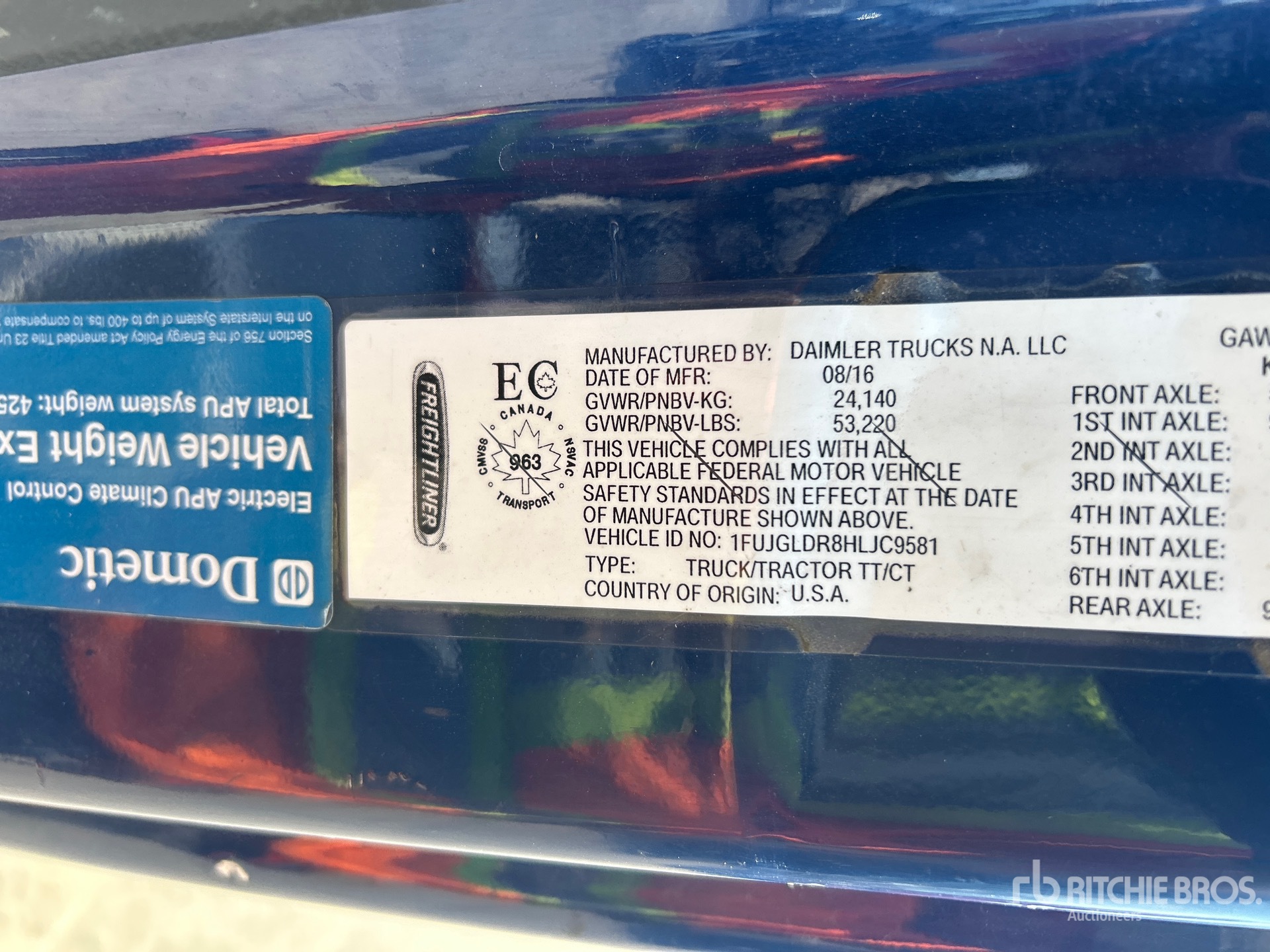 2017 Freightliner CASCADIA 125