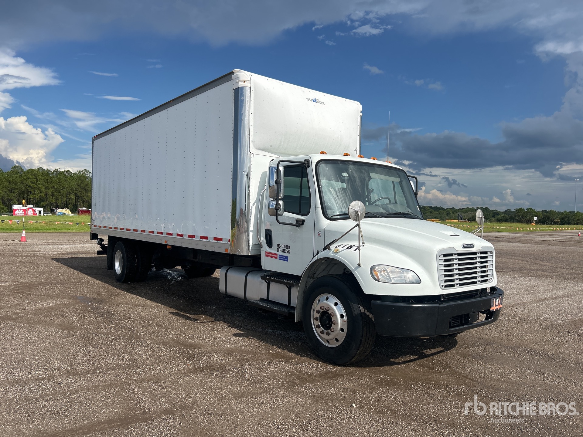 2018 Freightliner M2 106