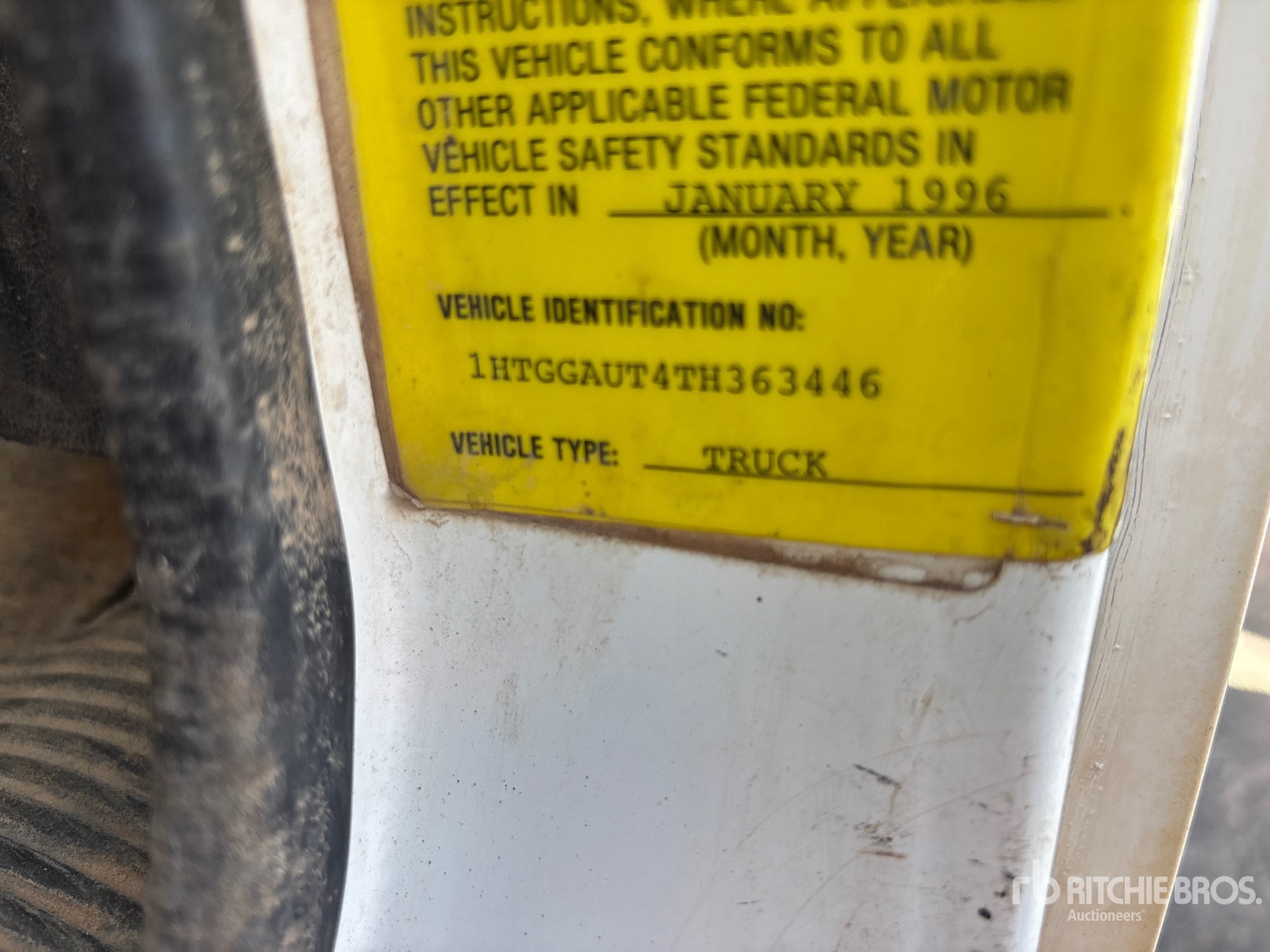 1996 International 2574
