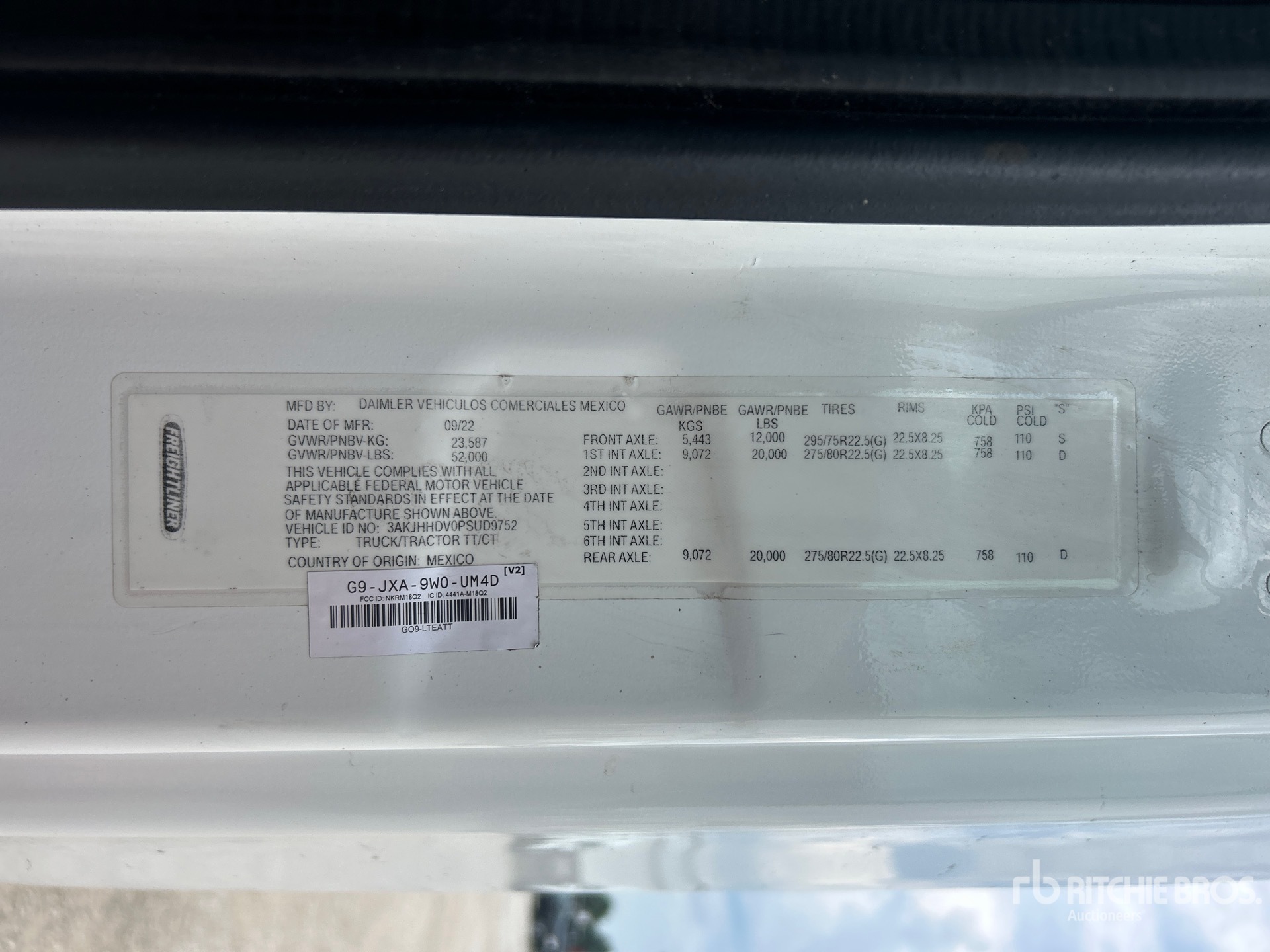 2023 Freightliner CASCADIA 126