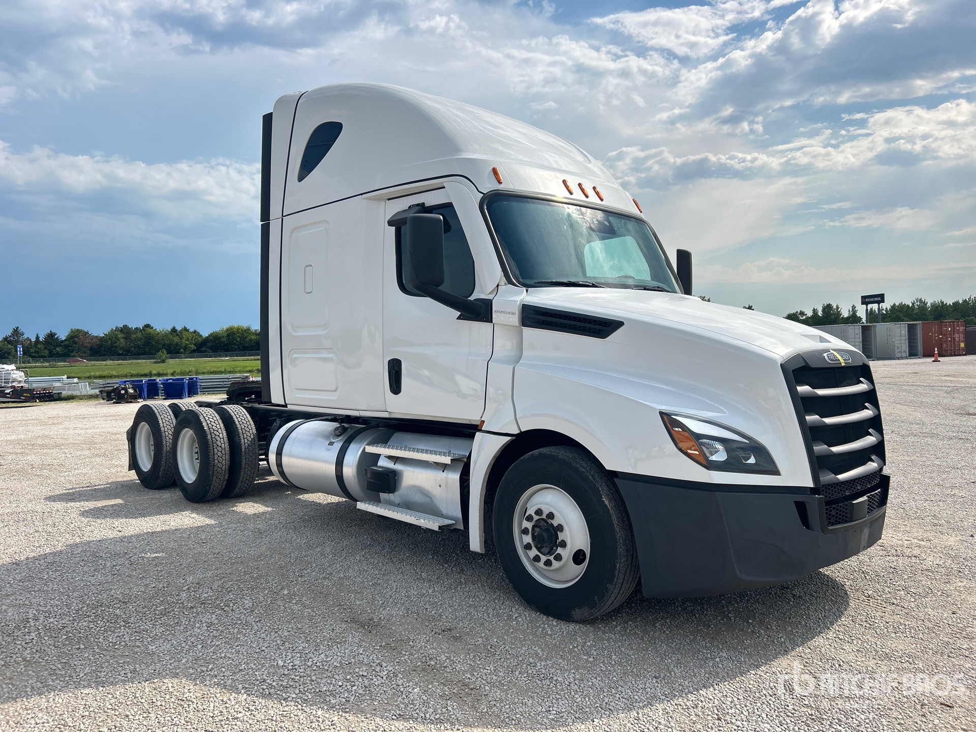 2023 Freightliner CASCADIA 126