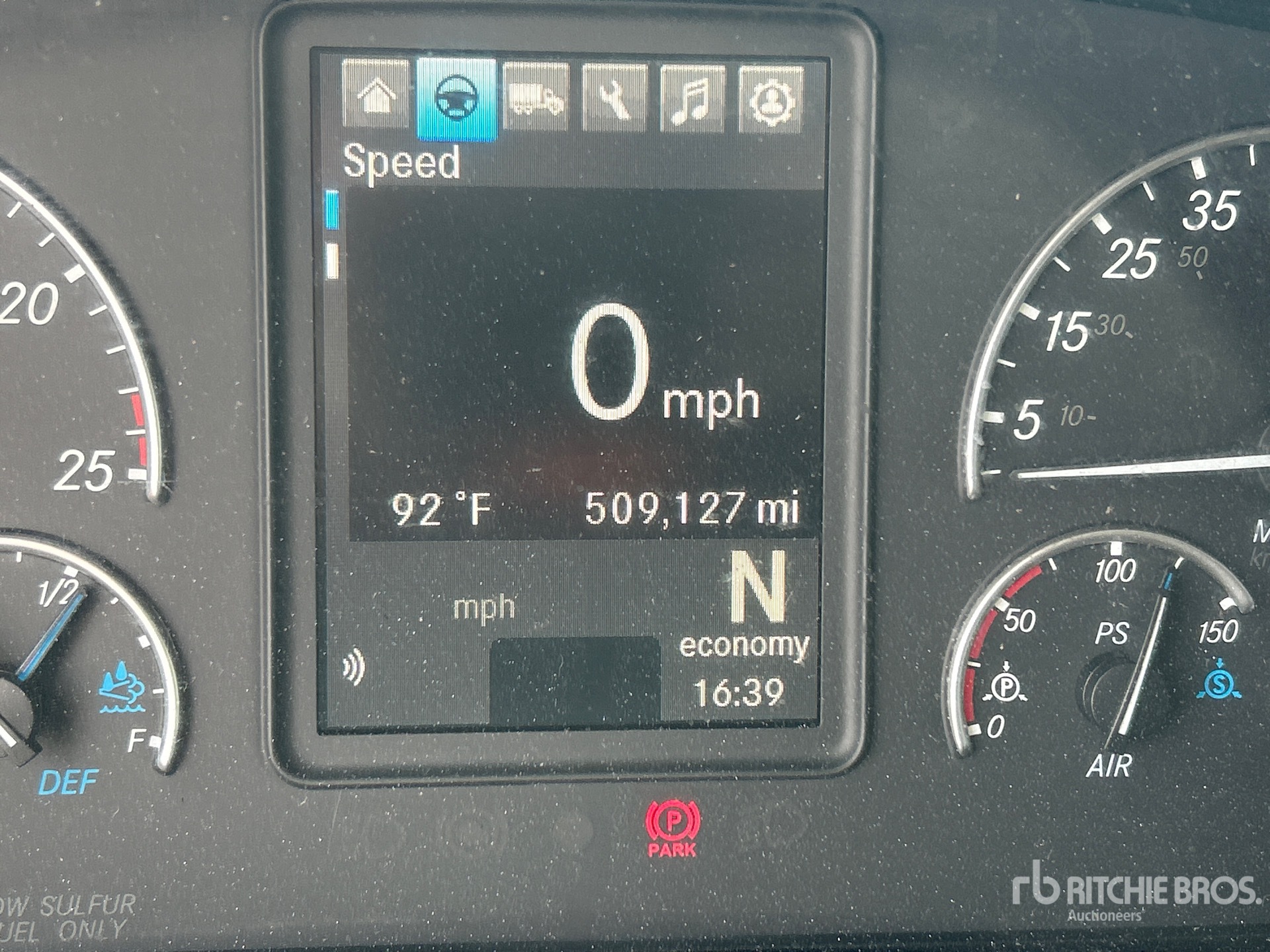 2023 Freightliner CASCADIA 126