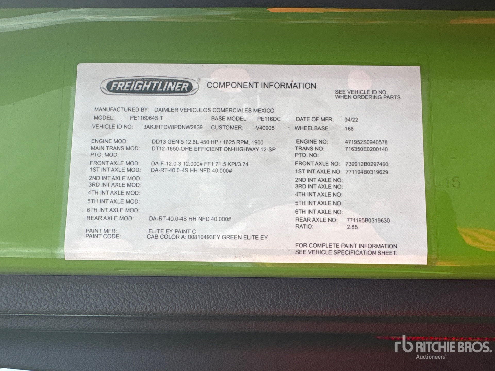 2023 Freightliner CASCADIA 116