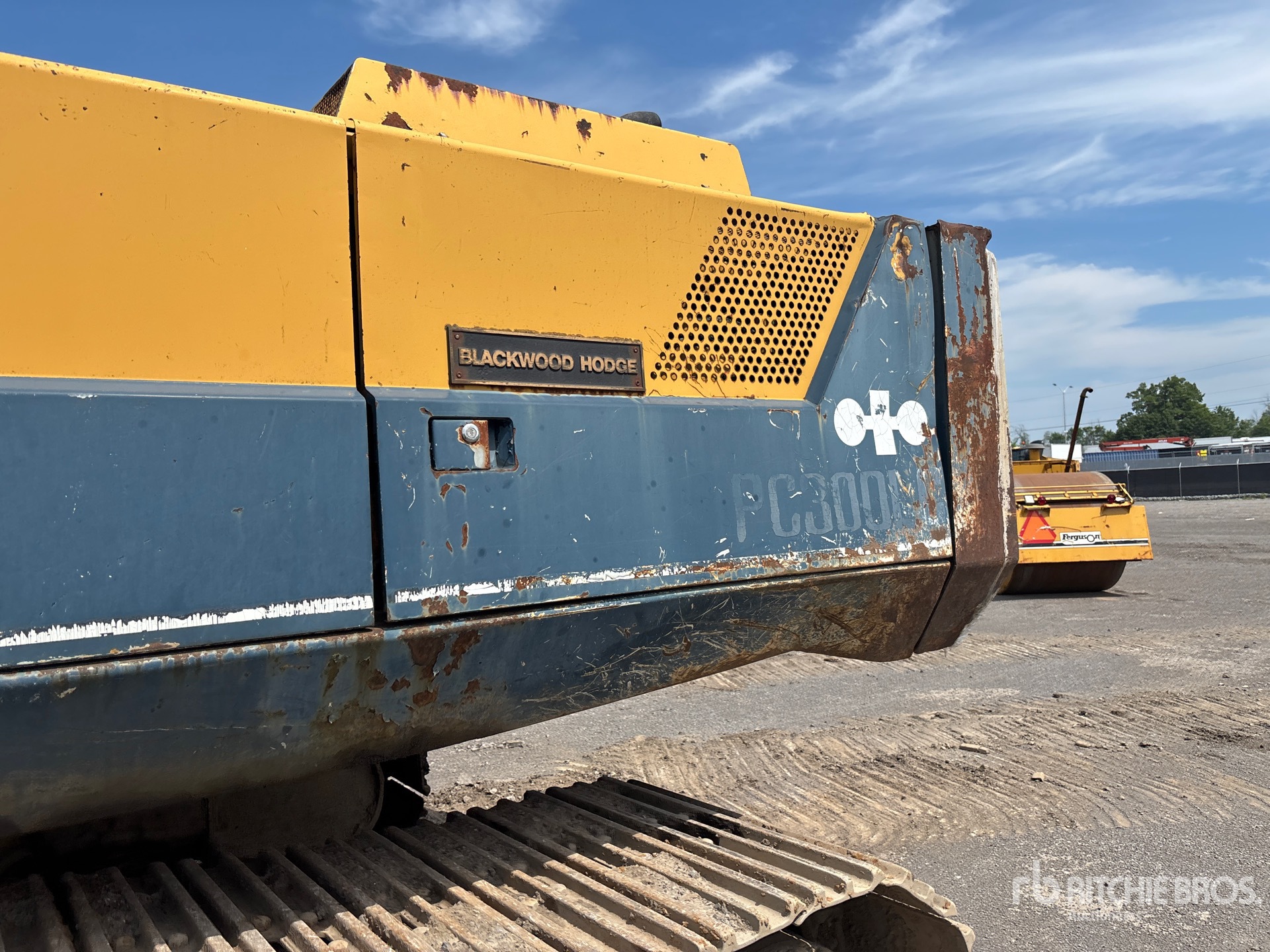 Komatsu PC300LC-3