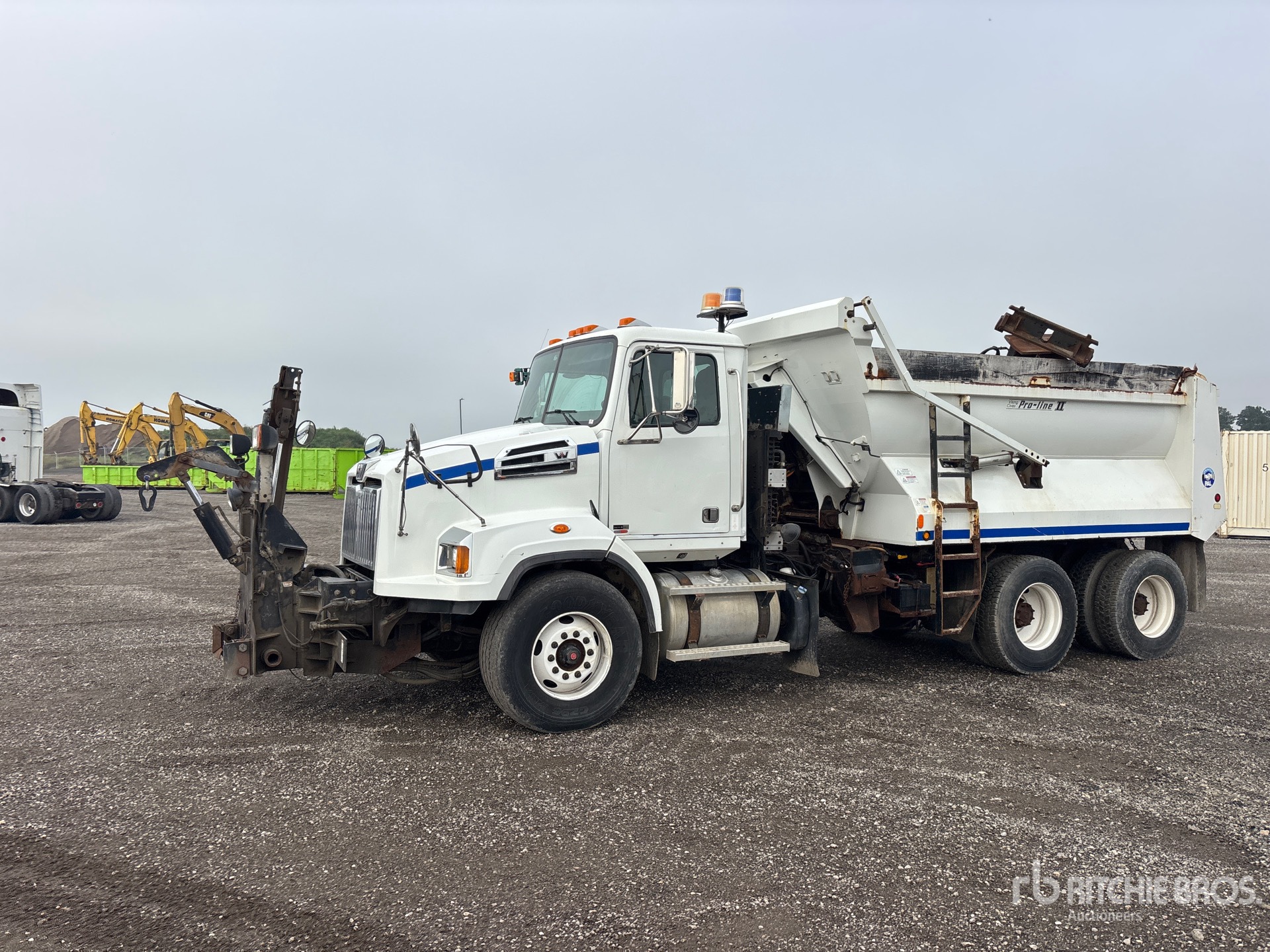 Photo of 2013 Western Star 4700