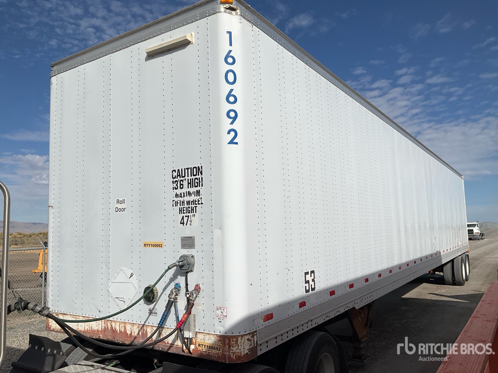 2000 Hyundai 53 FT X 102 IN T/A