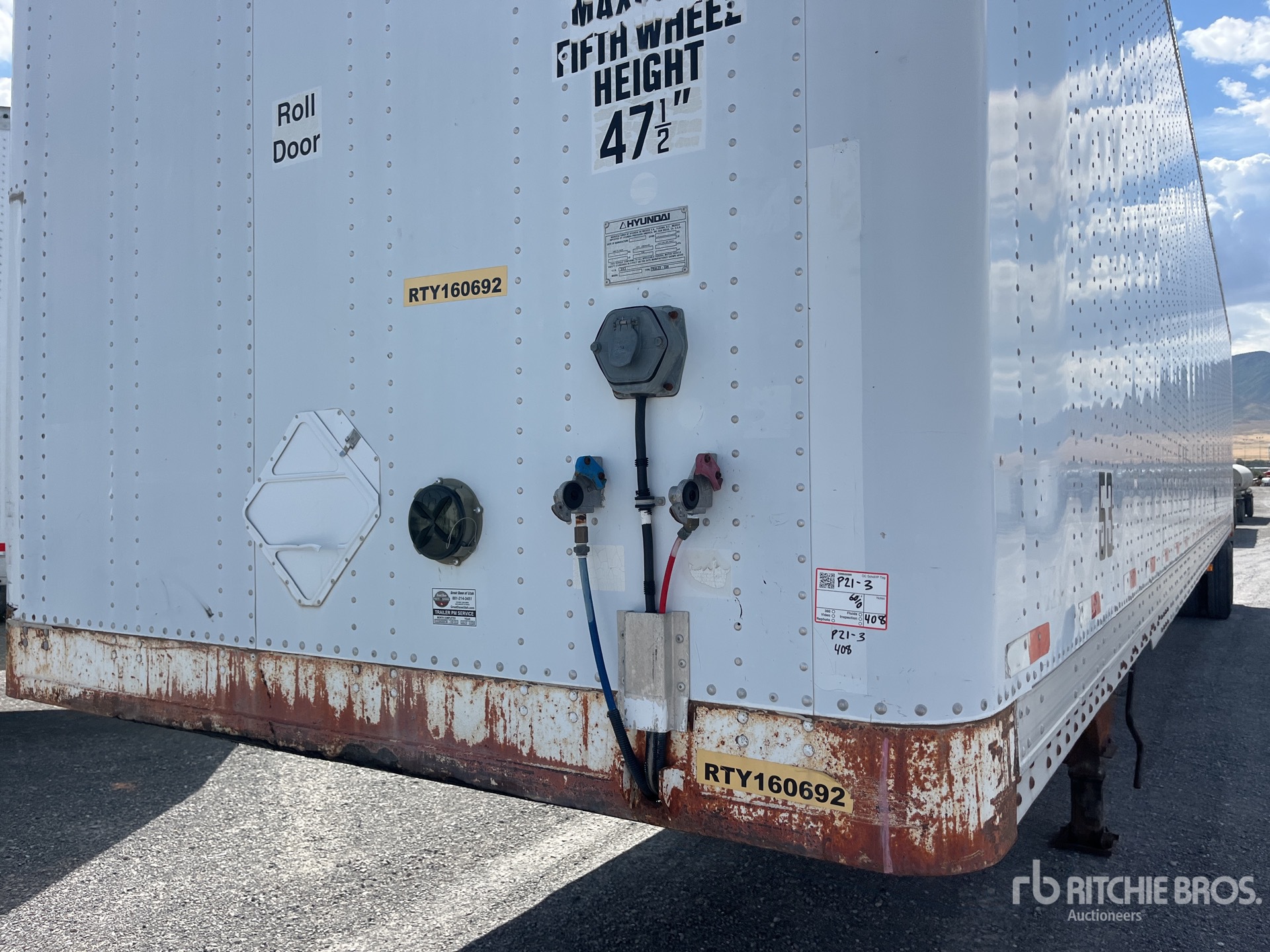 2000 Hyundai 53 FT X 102 IN T/A