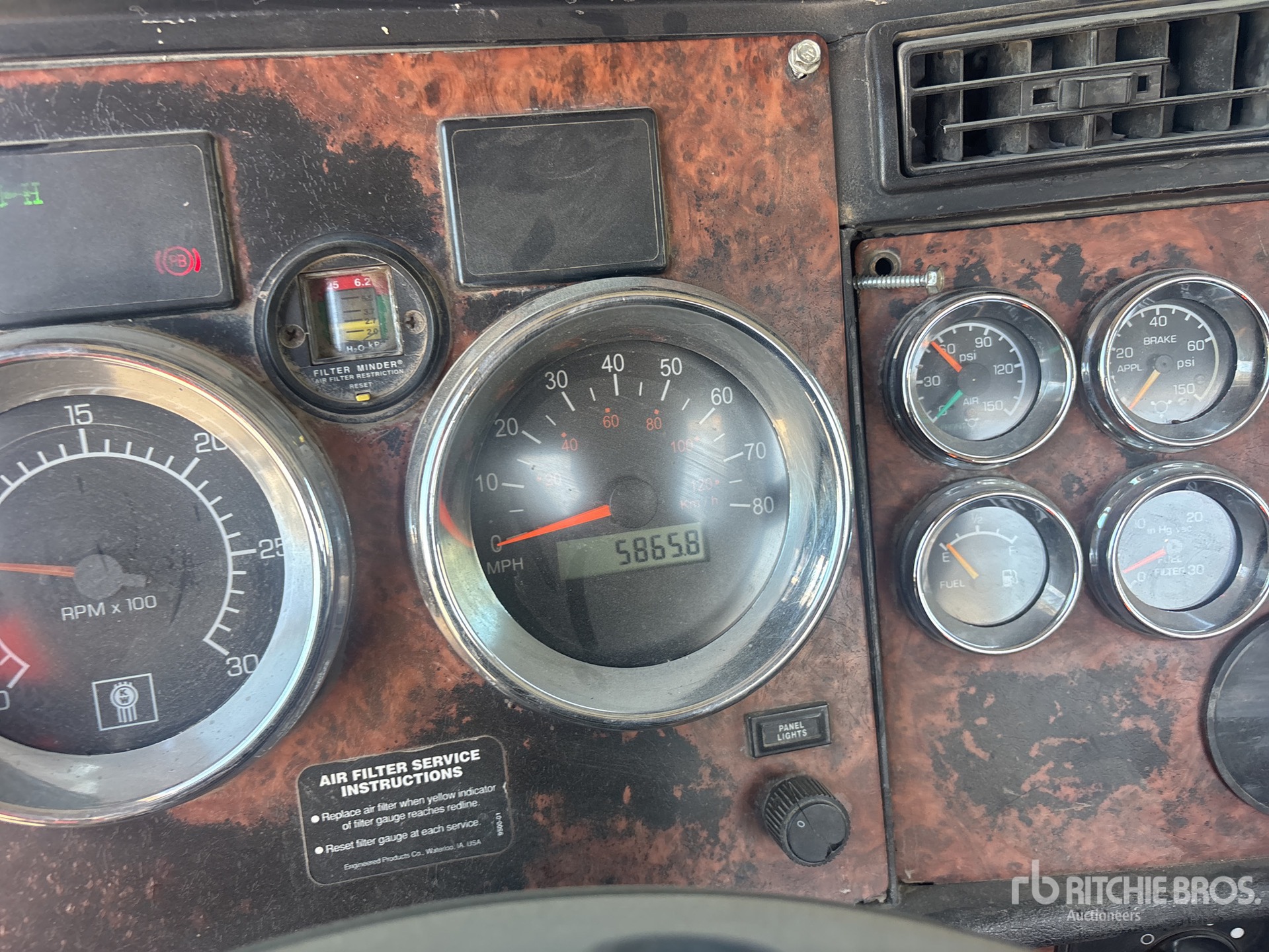 2005 Kenworth T800
