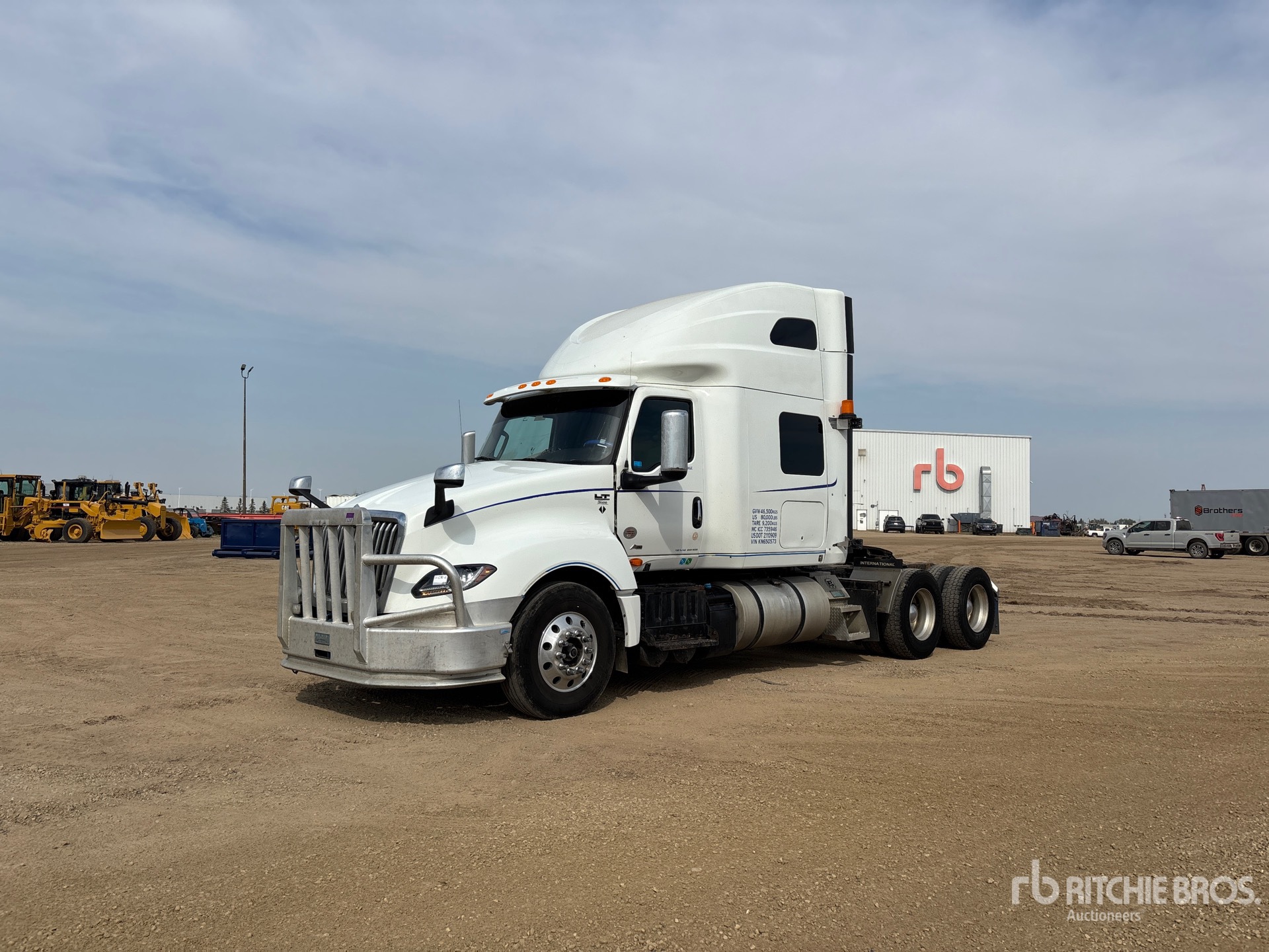 2019 International LT625