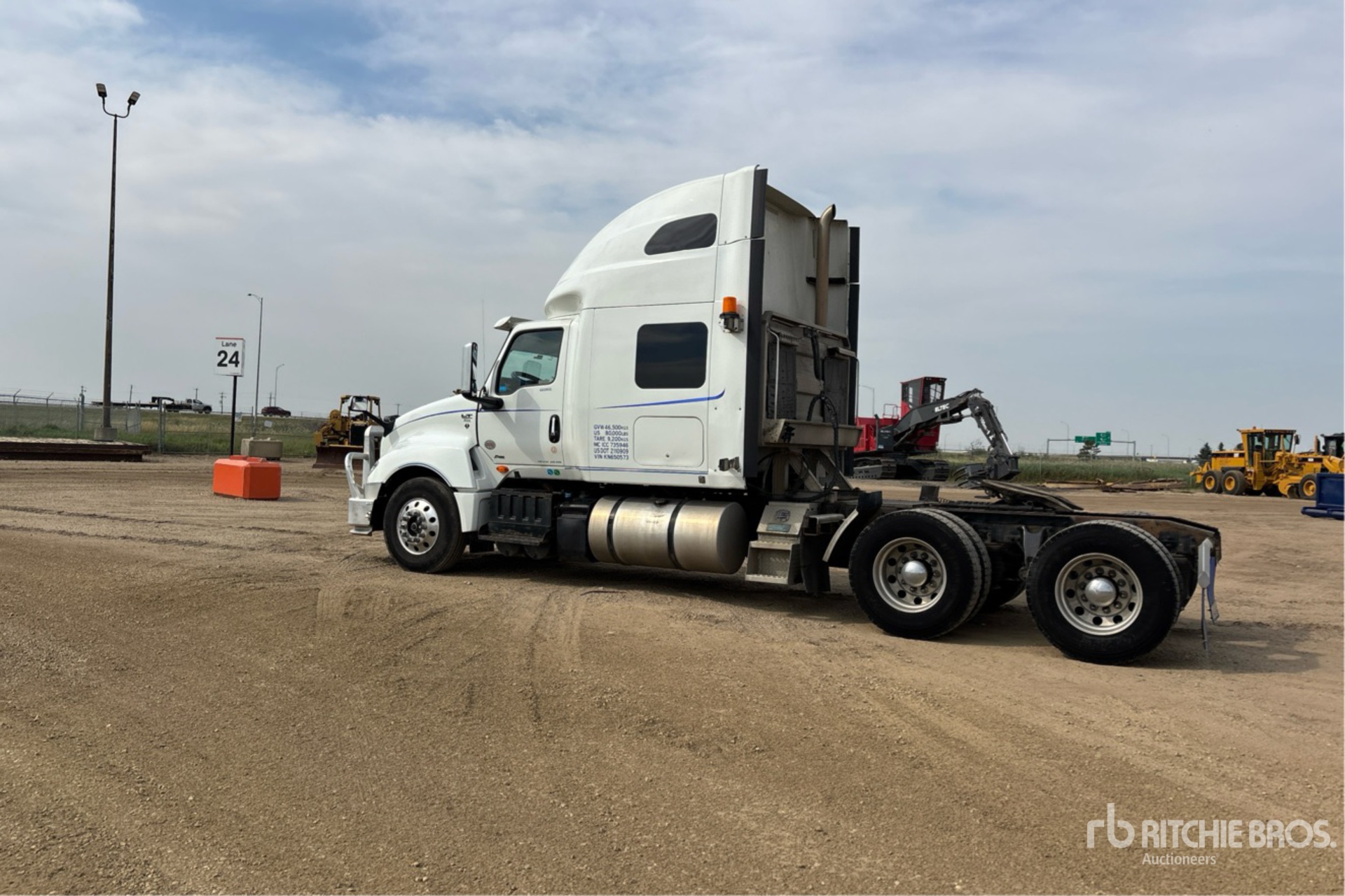 2019 International LT625