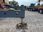 Crane Superstructure with Outrigger Cylinders