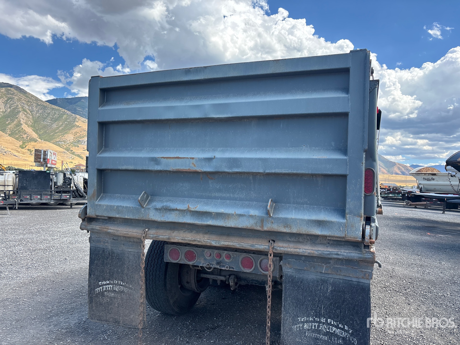 1997 Western 36 ft Tri/A