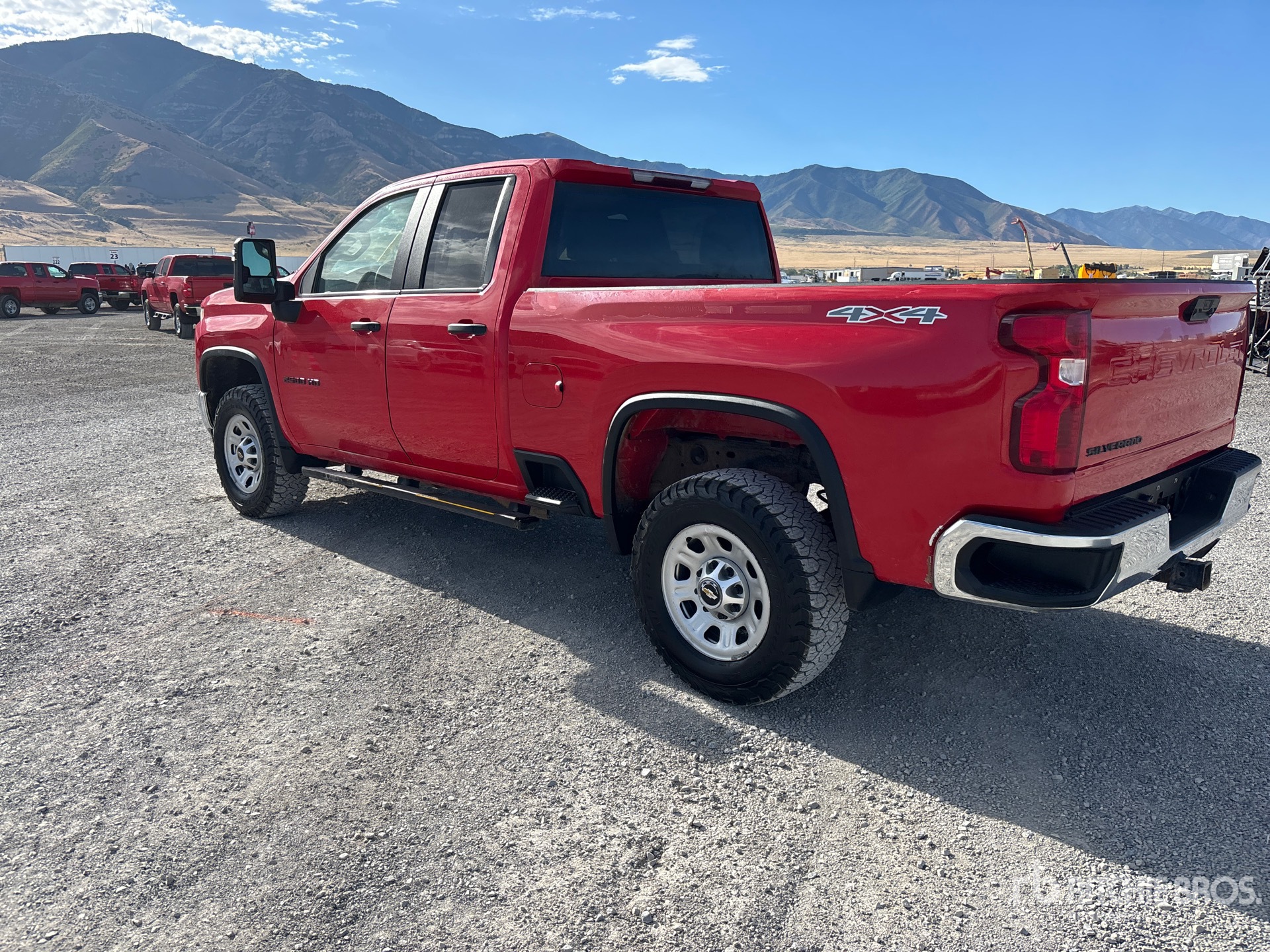 General Appearance with Picture, Left Rear Corner