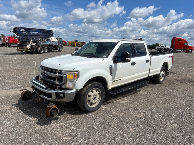 2021 Ford F-350 XLT 4x4 Crew Cab Pickup