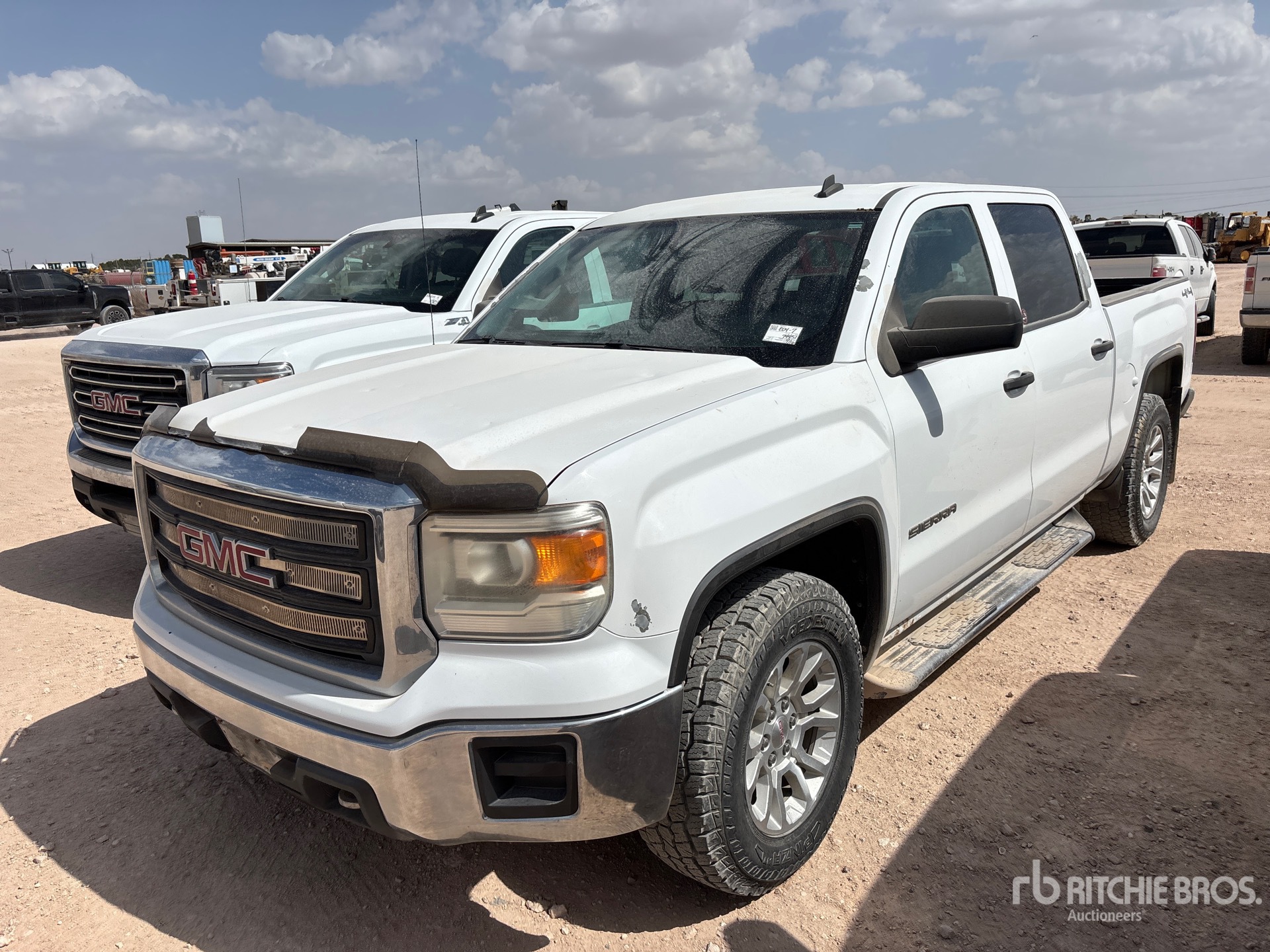 Photo of 2014 GMC SIERRA 1500