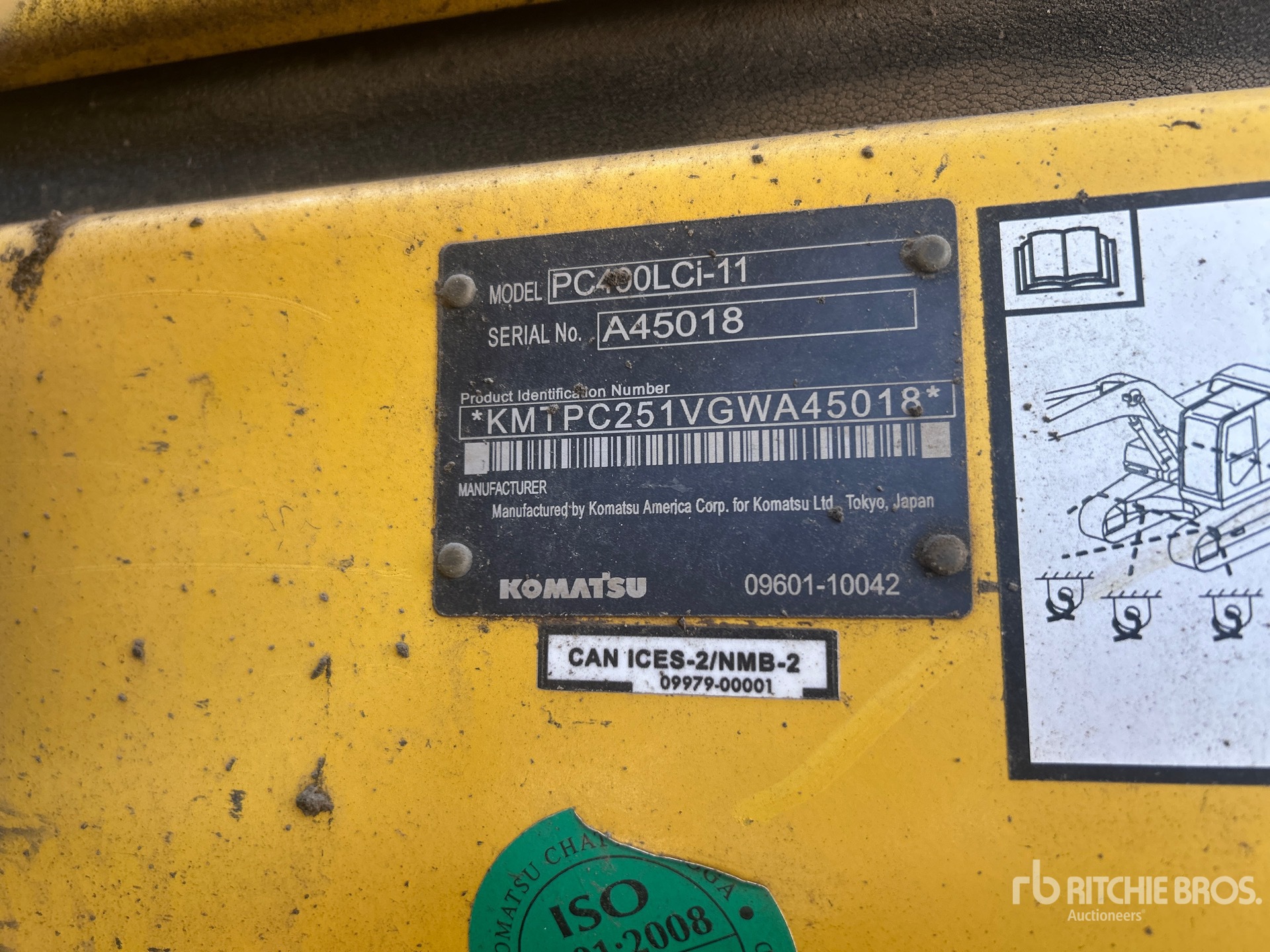 2017 Komatsu PC490LCi-11