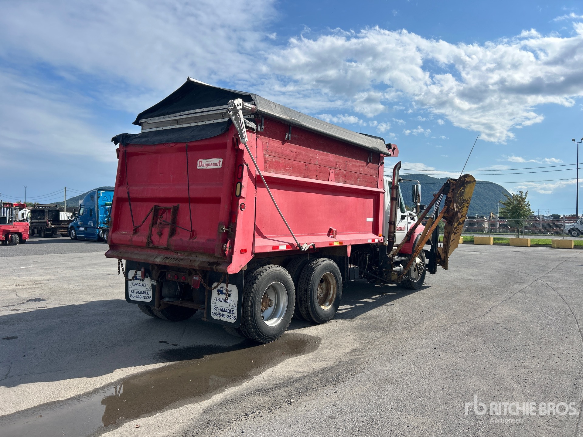 2008 International 7400