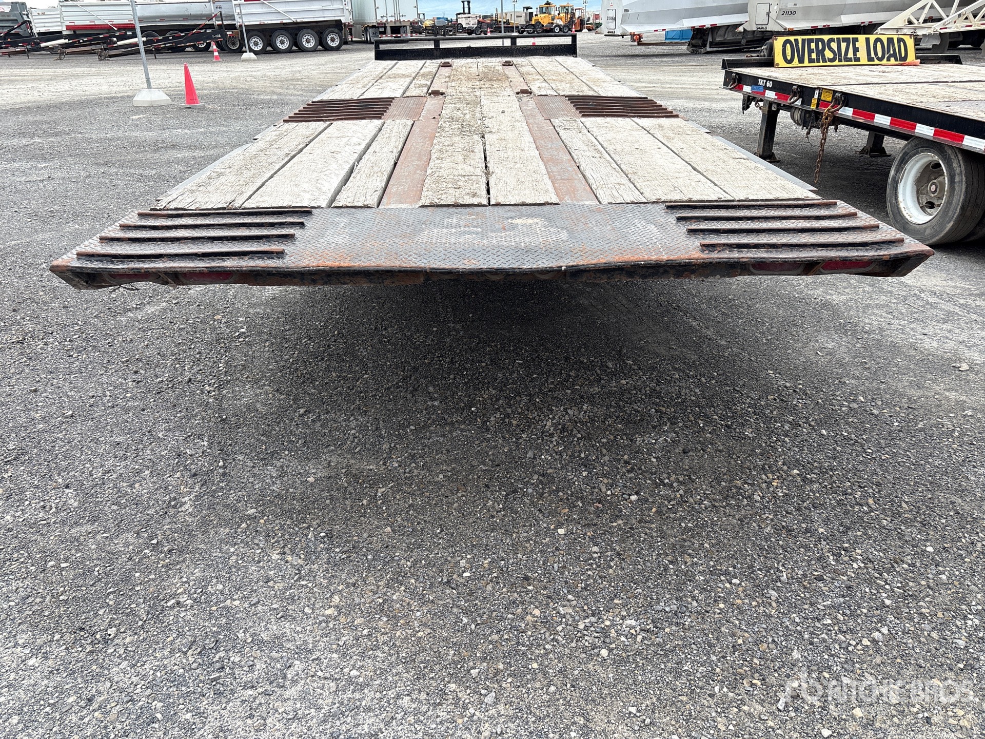 1997 Walton 20000 lb 28 ft T/A
