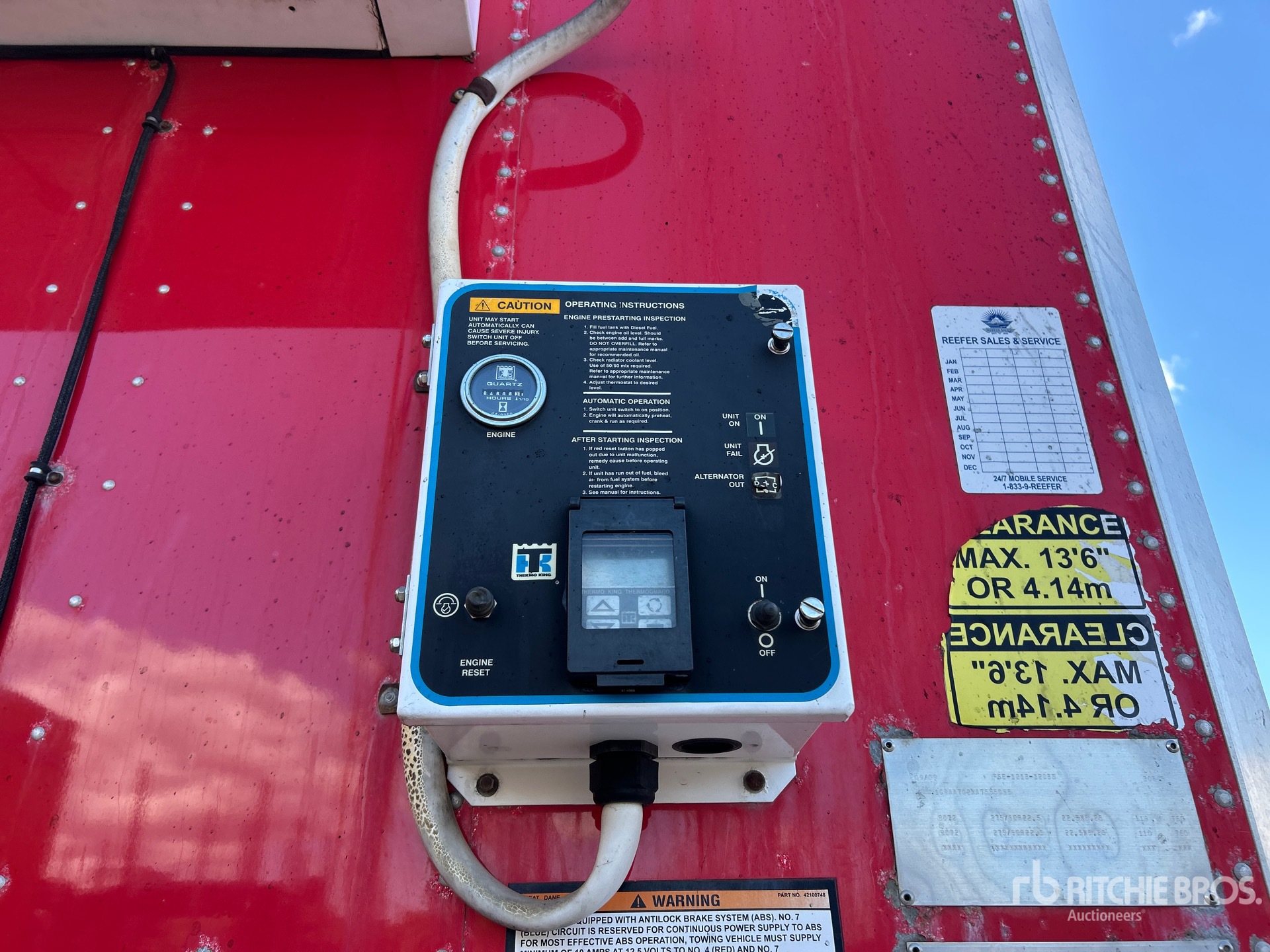 2010 Great Dane 35 FT X 102 IN T/A HEATED