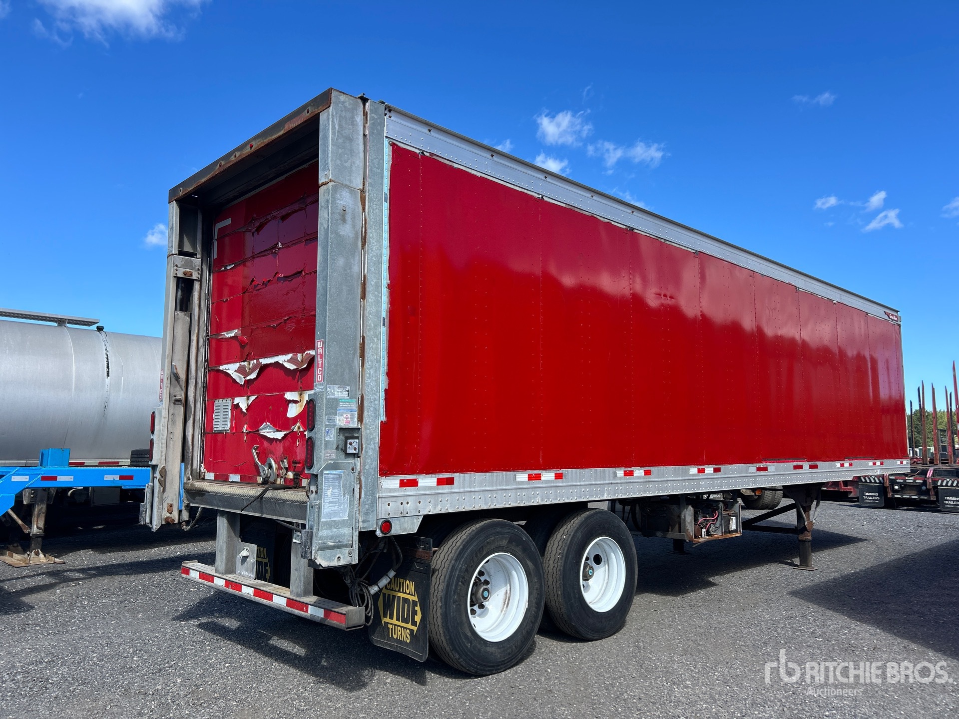2010 Great Dane 35 FT X 102 IN T/A HEATED