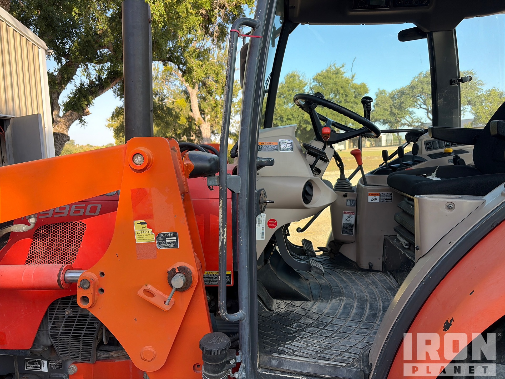 Kubota M9960D