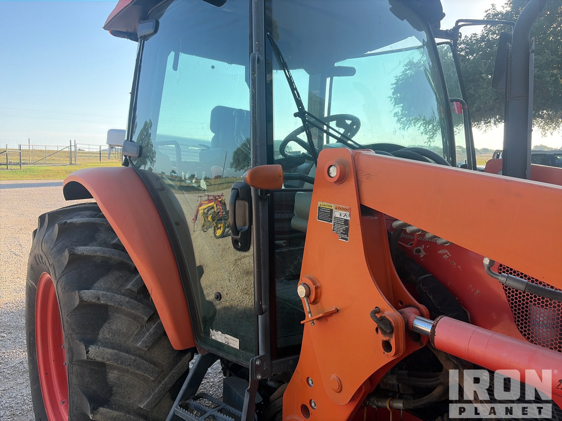 Kubota M9960D