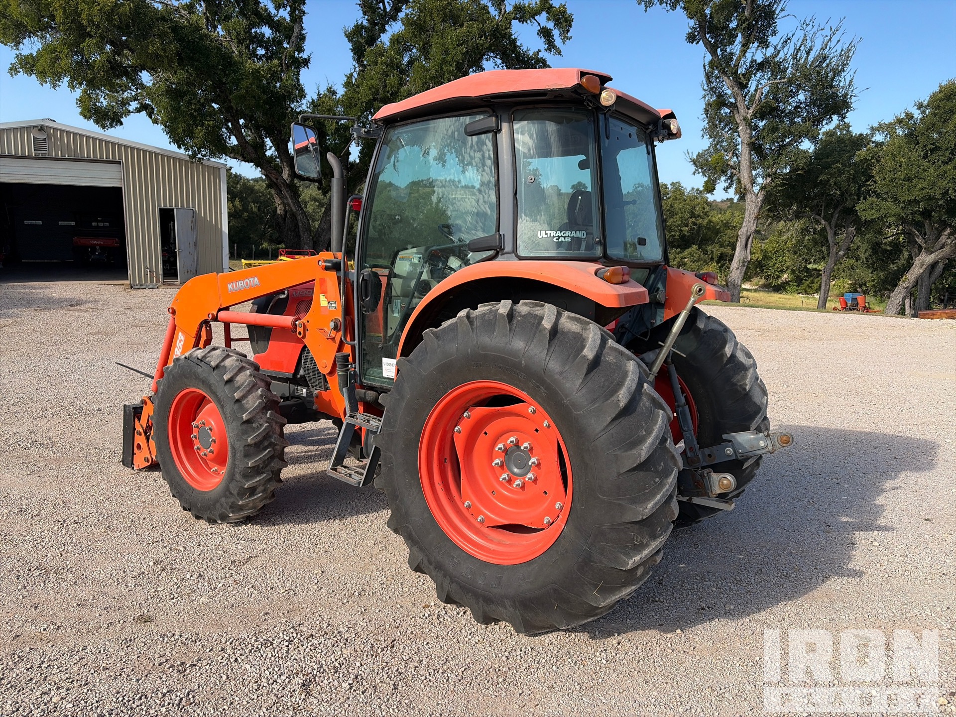 Kubota M9960D
