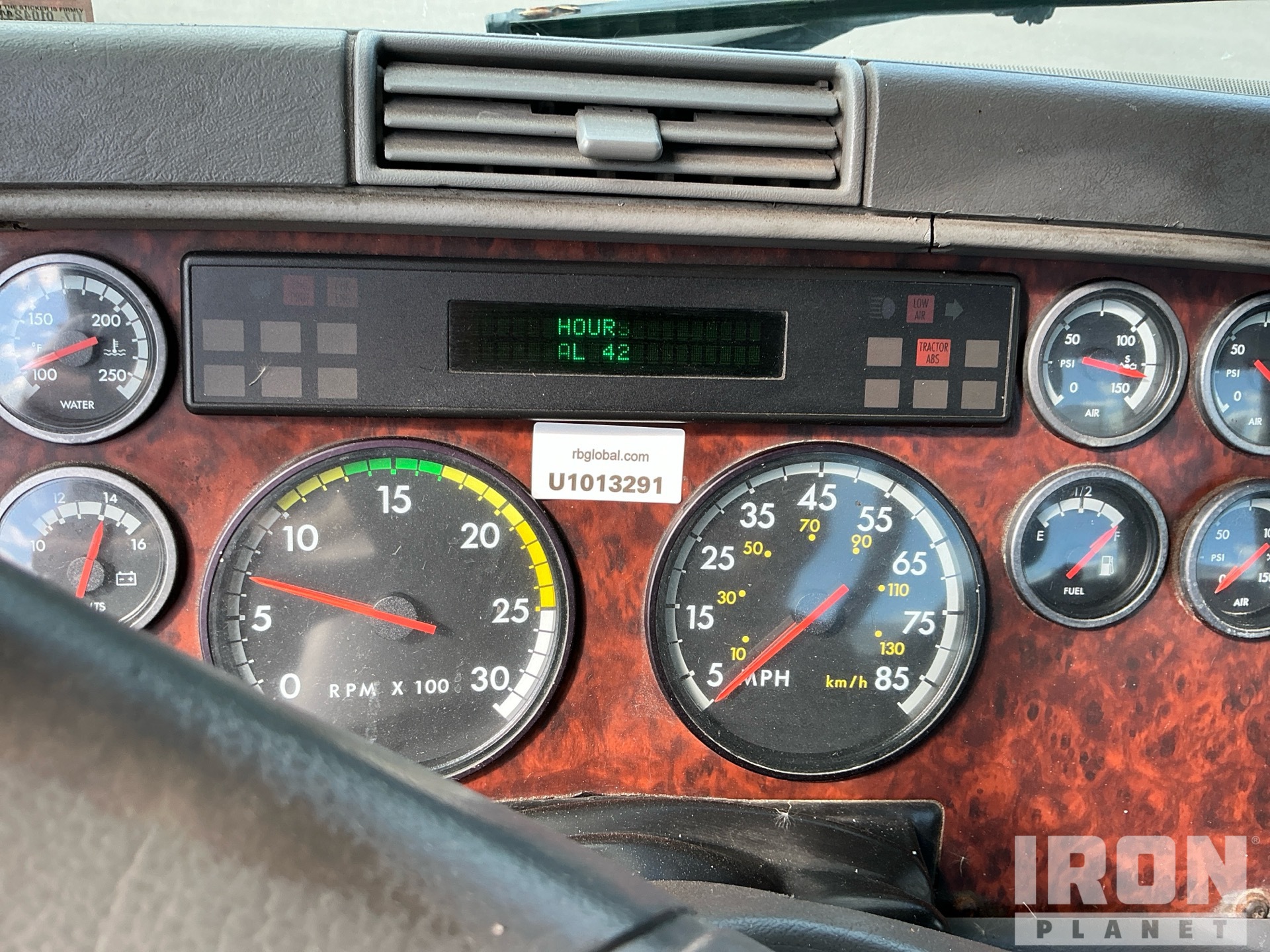2000 Freightliner COLUMBIA 120