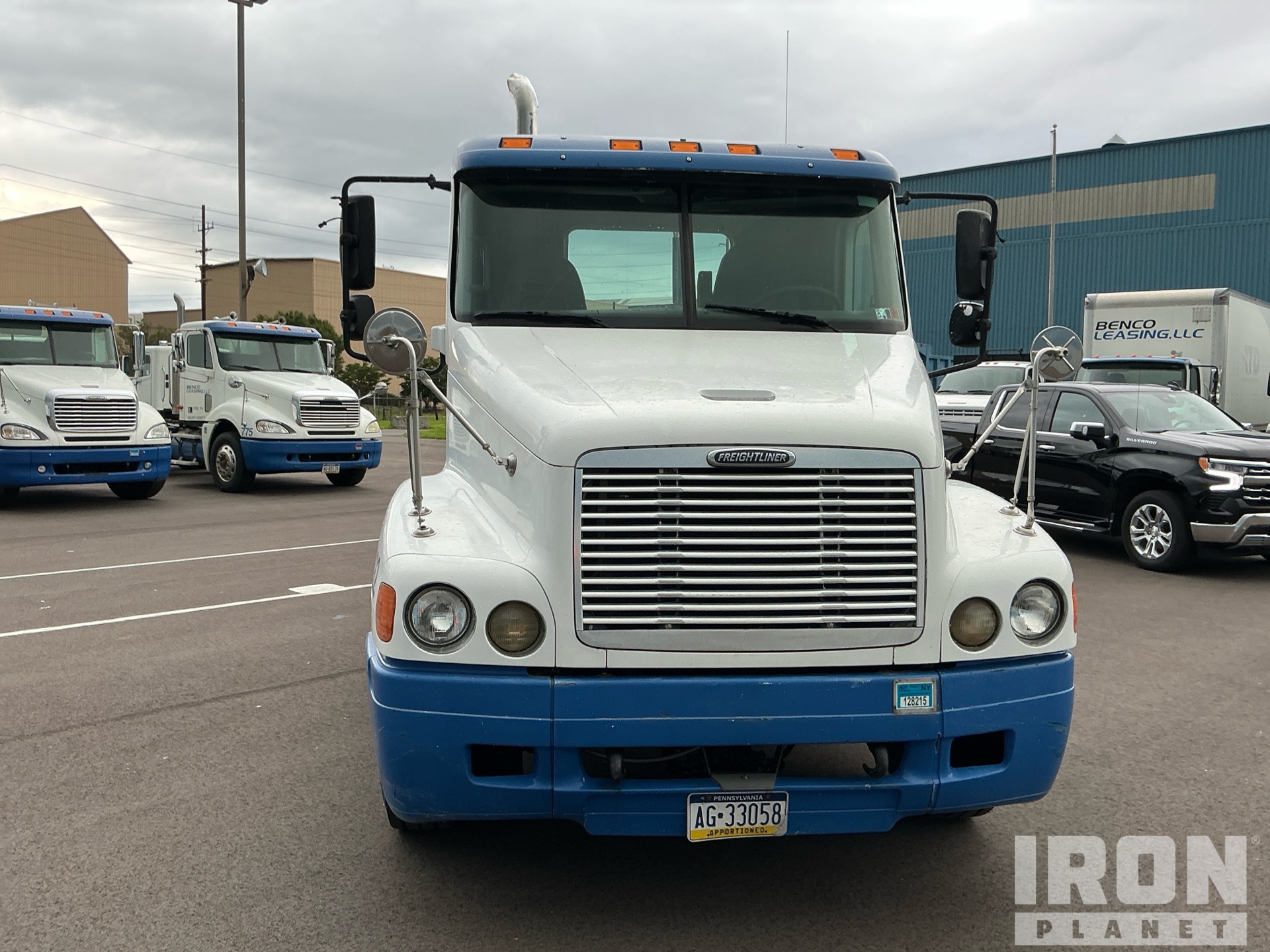 2004 Freightliner CST112