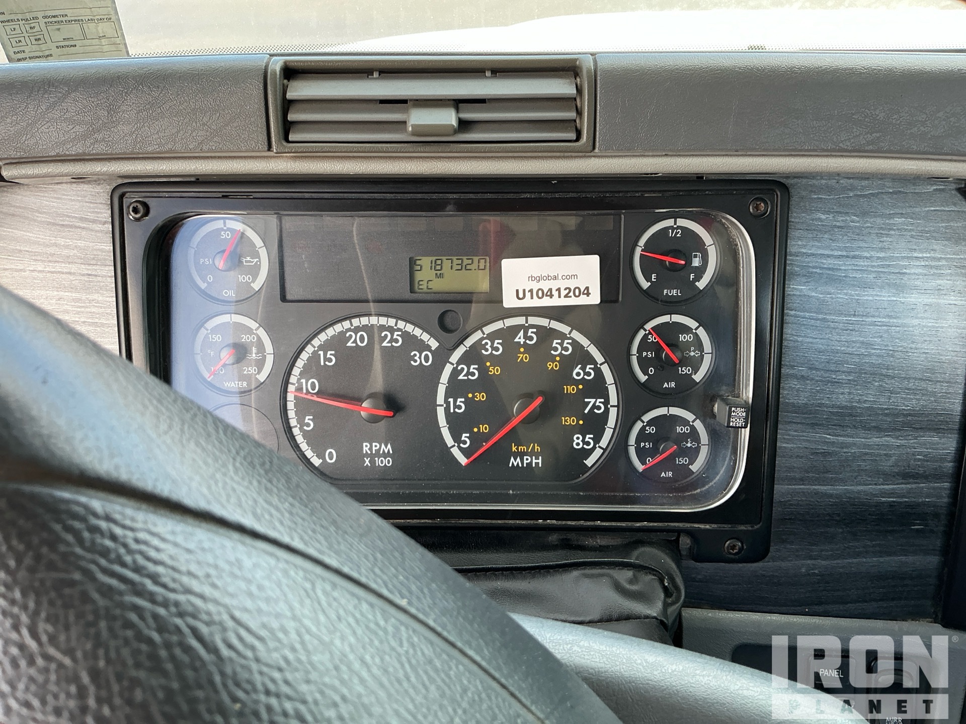 2015 Freightliner COLUMBIA 120