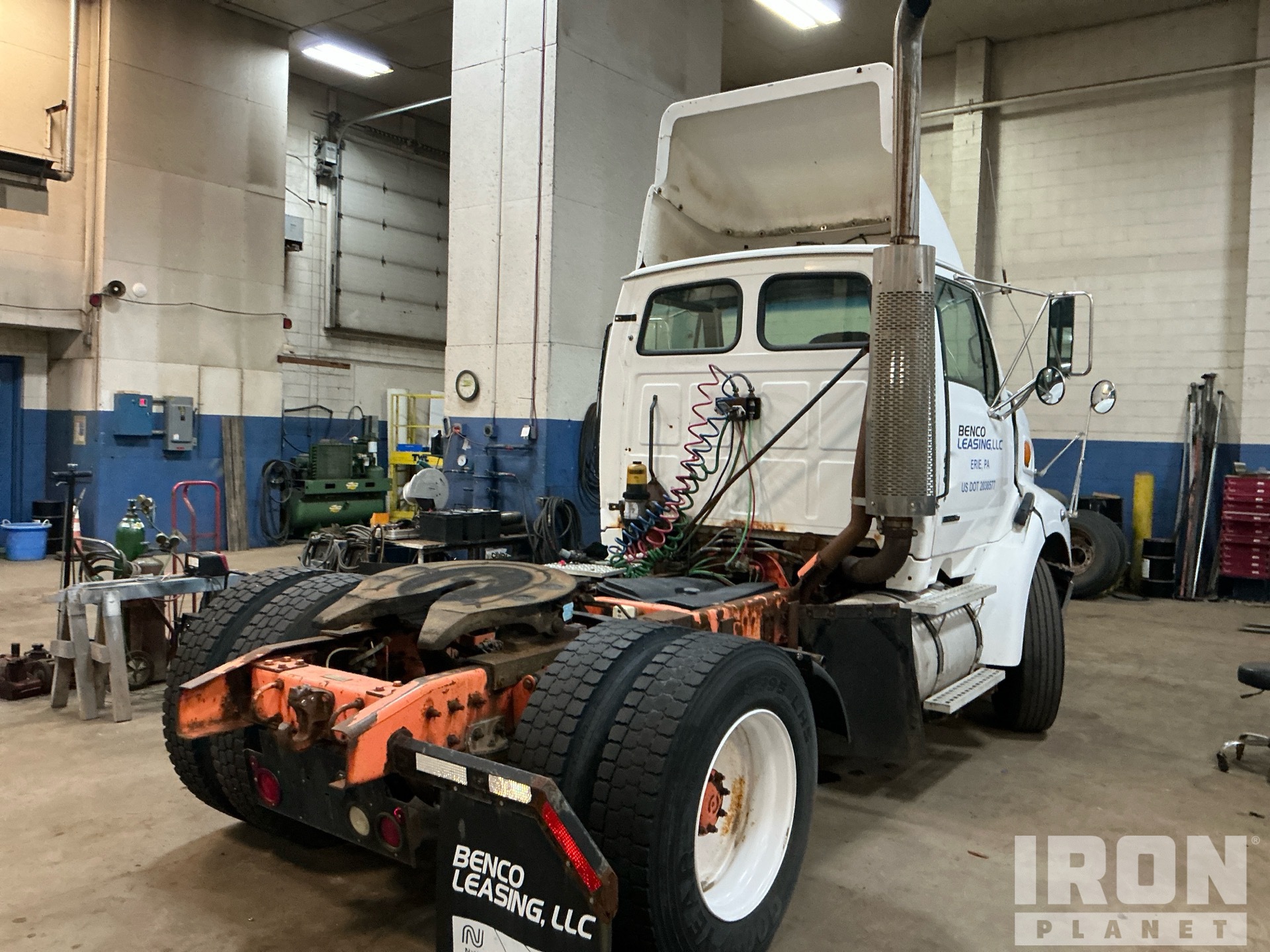 2001 Sterling A9500