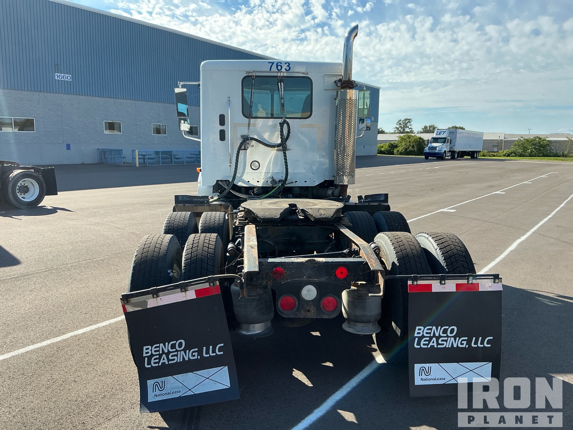2001 Freightliner COLUMBIA 120